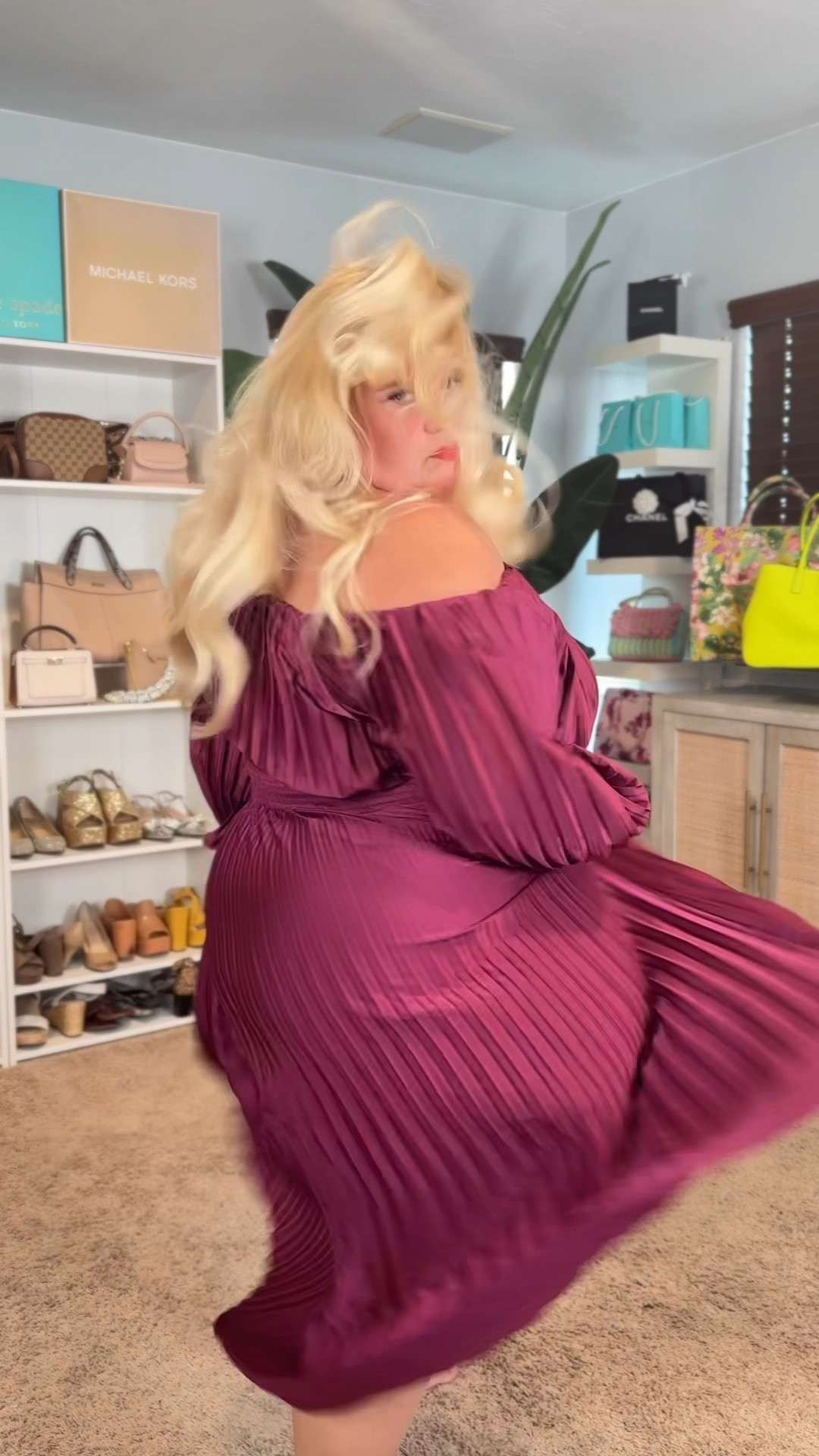 Plus size wedding guest look
Wearing 2x


#LTKFindsUnder50 #LTKPlusSize #LTKWedding