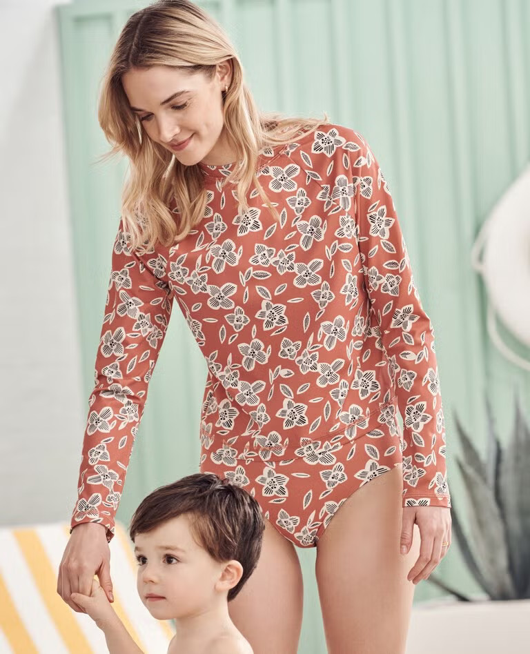 Women's Rashguard Top | Hanna Andersson