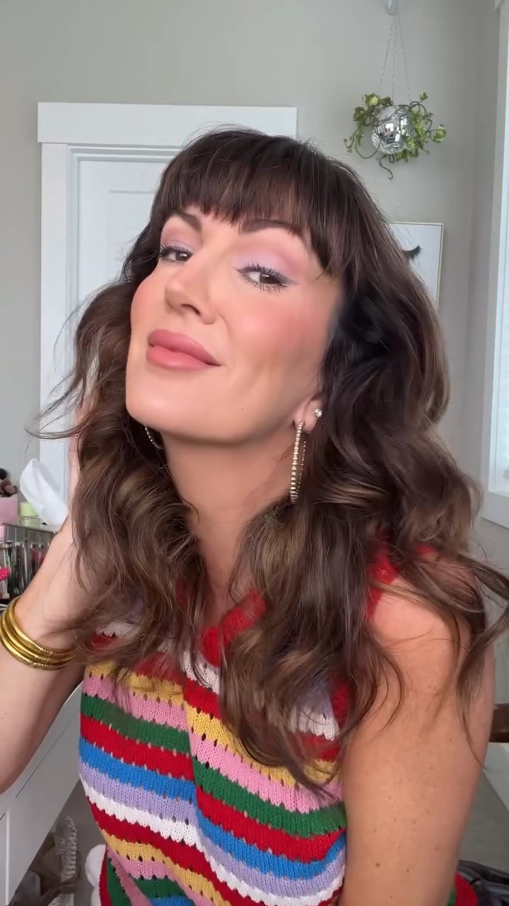 #ad ⏰💄Getting your make up to hold up ALL day during the busy holidays, IS possible!!Try adding this @lorealparis Infallible setting spray into your makeup routine by layering it within your makeup steps. Grab yourself a can from @target today for no-transfer and no-budge makeup all day long. I swear by the stuff for 💁🏻‍♀️no touchups needed! // Follow my profile @JennySueMakeup on the @shop.ltk app to shop this post, and some of my fave L’Oreal products and get my exclusive app only content. #liketkit #ltkbeauty https://liketk.it/4ZVr5 #LOrealParisPartner #GetInfallibleStayInfallible #LOrealParisMakeup #LOrealParisCosmetics #TargetPartner #Target