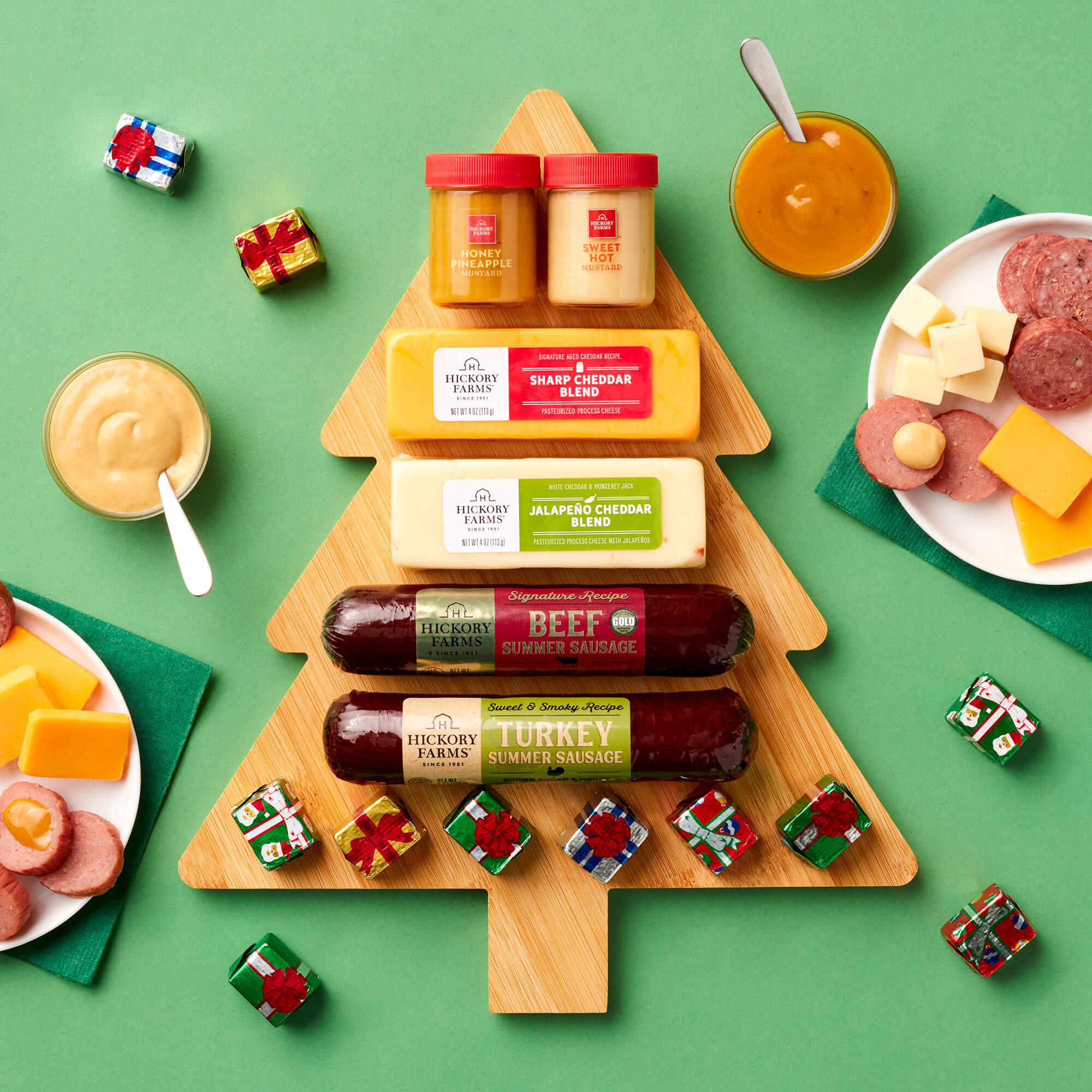 Christmas Tree Charcuterie Gift Set | Hickory Farms | Hickory Farms