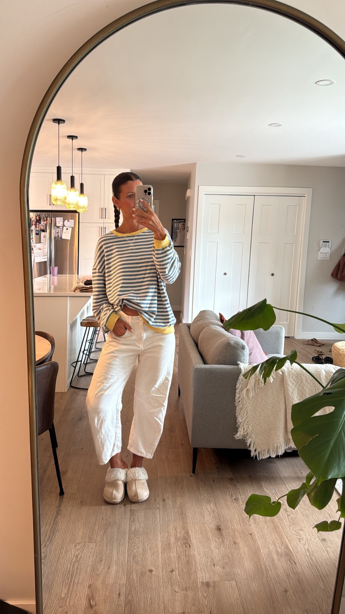 LOOVE these striped sweaters! And these are the comfiest jeans. Large in sweater small in the jeans. I’m 5’9 #amazoncanada #amazon