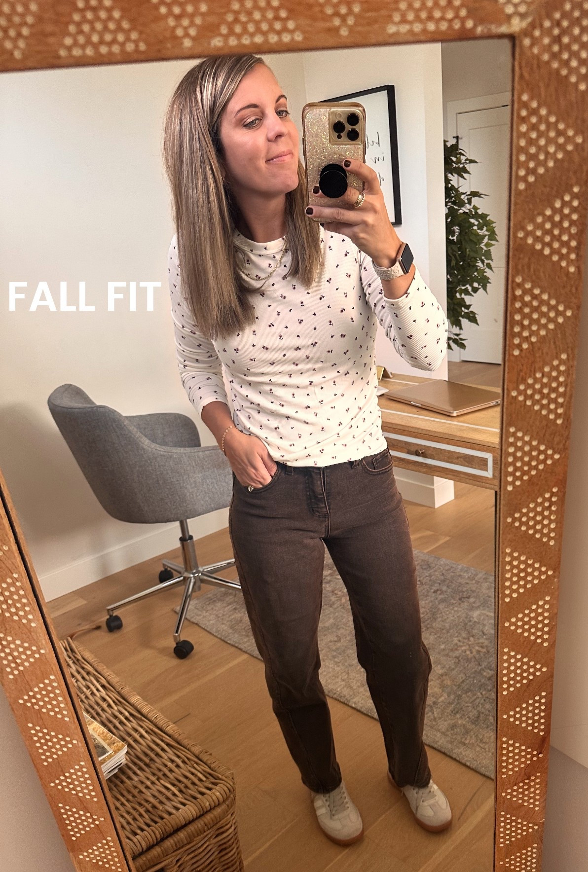 Fall fit featuring the brown barrel Jean from WALMART! 👊

#LTKMidsize #LTKFallSale #LTKStyleTip