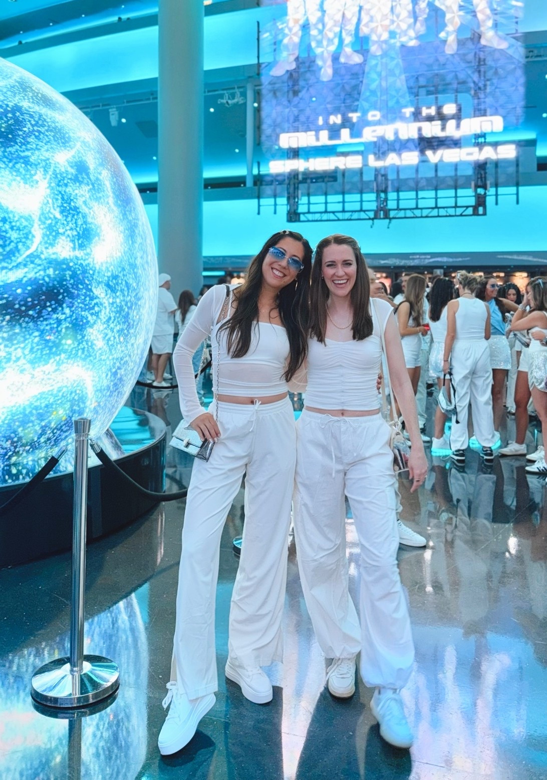 A cute and comfortable all white outfit to see the Backstreet Boys in concert at the sphere 🩵✨

#LTKActive #LTKTravel #LTKootd
