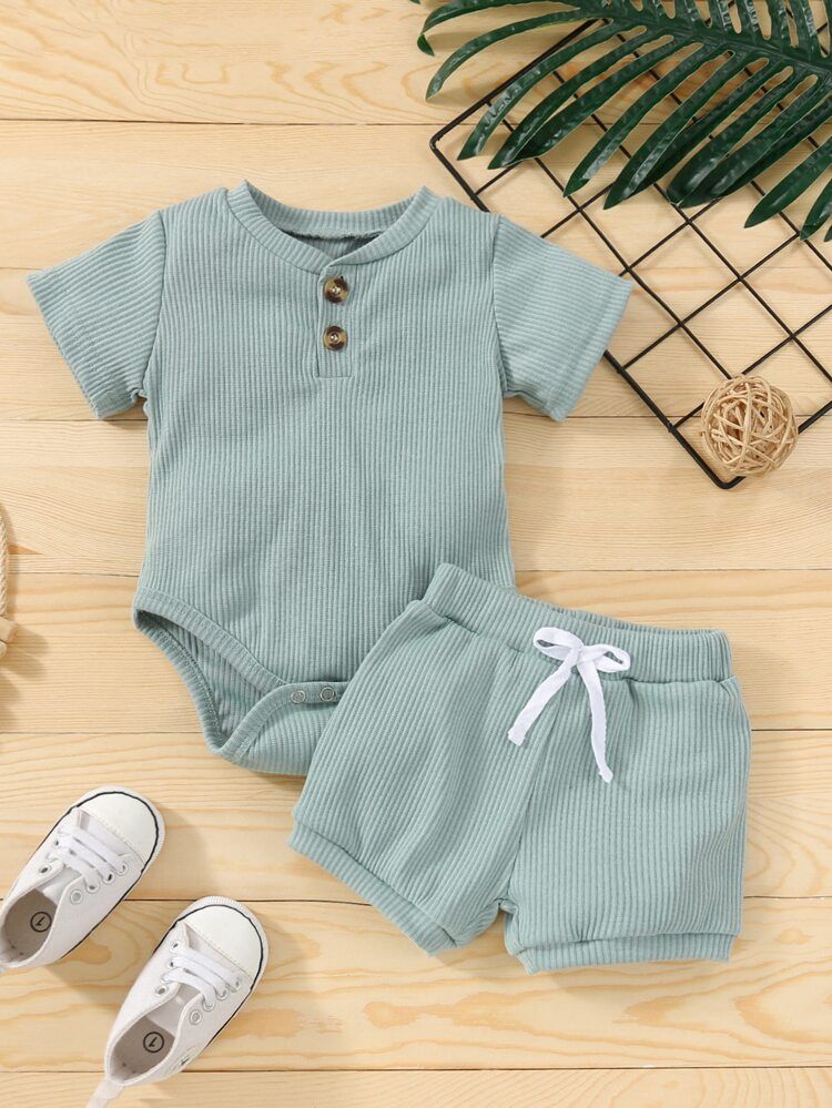 Baby Boy Buttoned Neck Bodysuit With Bow Front Shorts | SHEIN