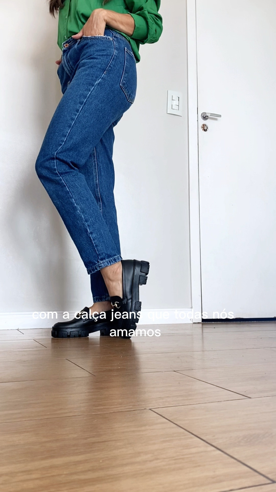 1 Mocassim 3 estilos 

Mocassim é um calçado clássico que trás elegância e atitude para a produção! 

#LTKbrasil