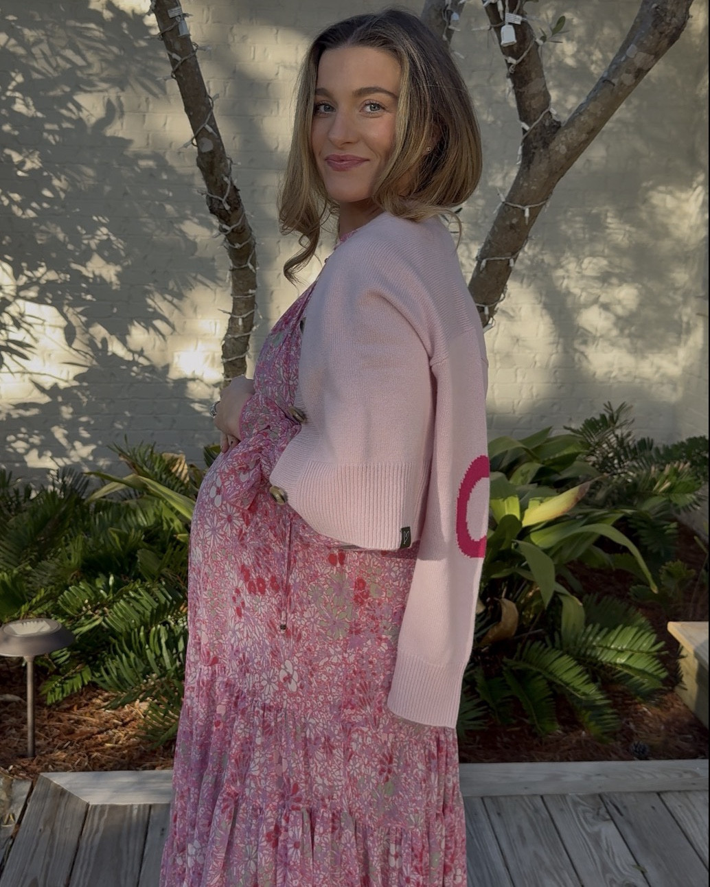 #ad — loving these pieces from @shopthatgirlkate ! So good while pregnant & they aren’t even maternity. Cannot wait to style them more! 💕👏🏻