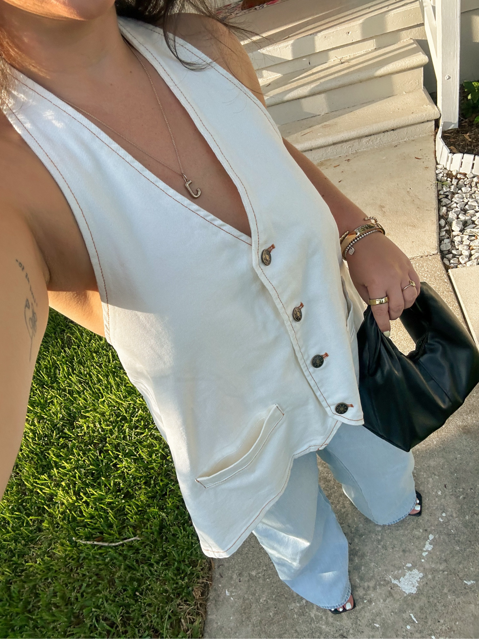 date night ootn 🍸 wearing a US 6 in the top & 8 in the bottoms. // date night outfit, casual summer outfit, summer fashion trends, date night purse

#LTKItBag #LTKFindsUnder50