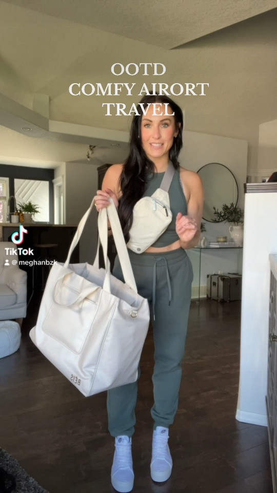 Cute and comfy travel outfit!

#LTKFind #LTKstyletip #LTKtravel