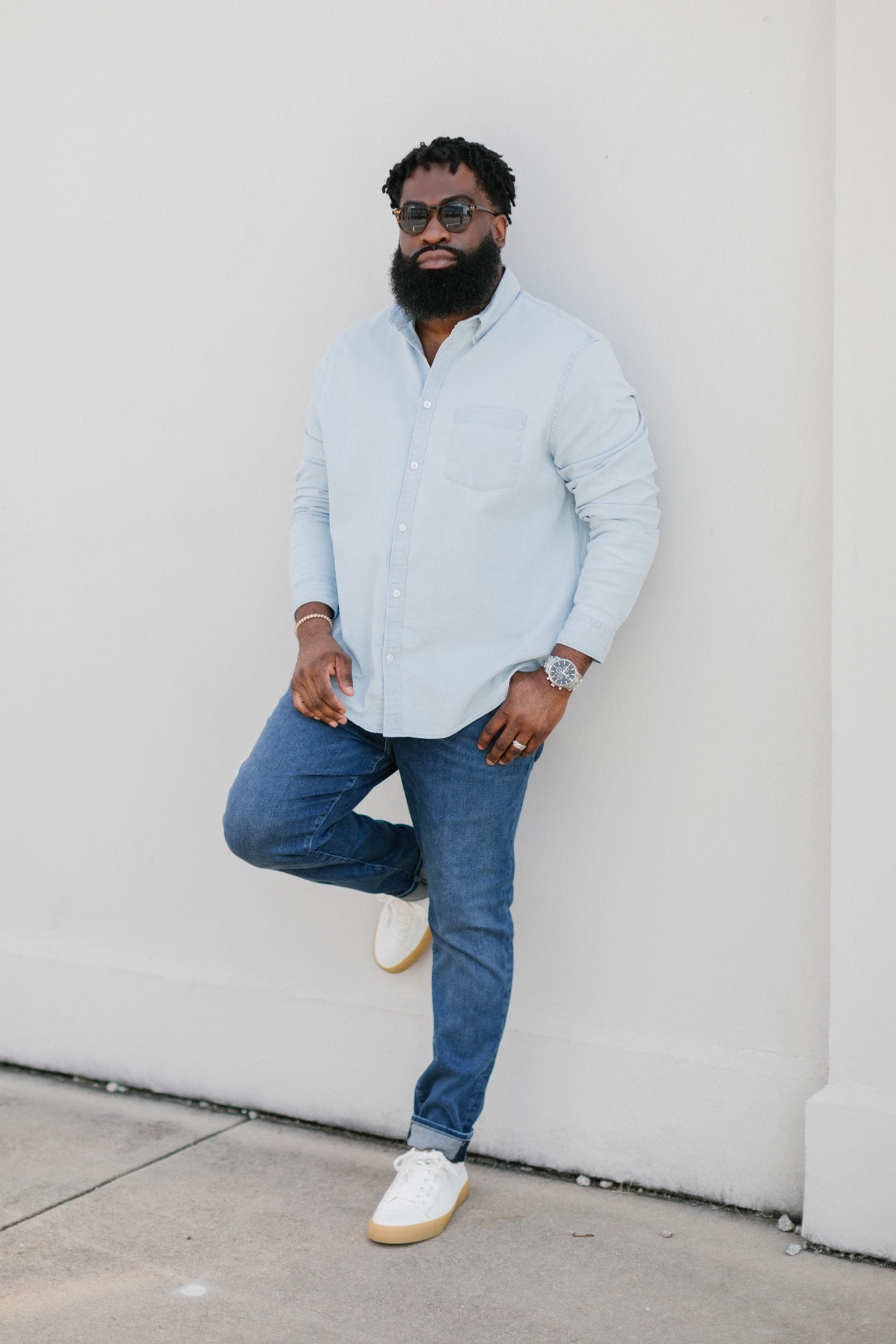 You can never go wrong with a denim on denim look. Express jeans are really flexible, trendy and comfortable. I paired them with a light wash button-down denim shirt, which can also can be found at Express.

#LTKstyletip #LTKmens #LTKGiftGuide