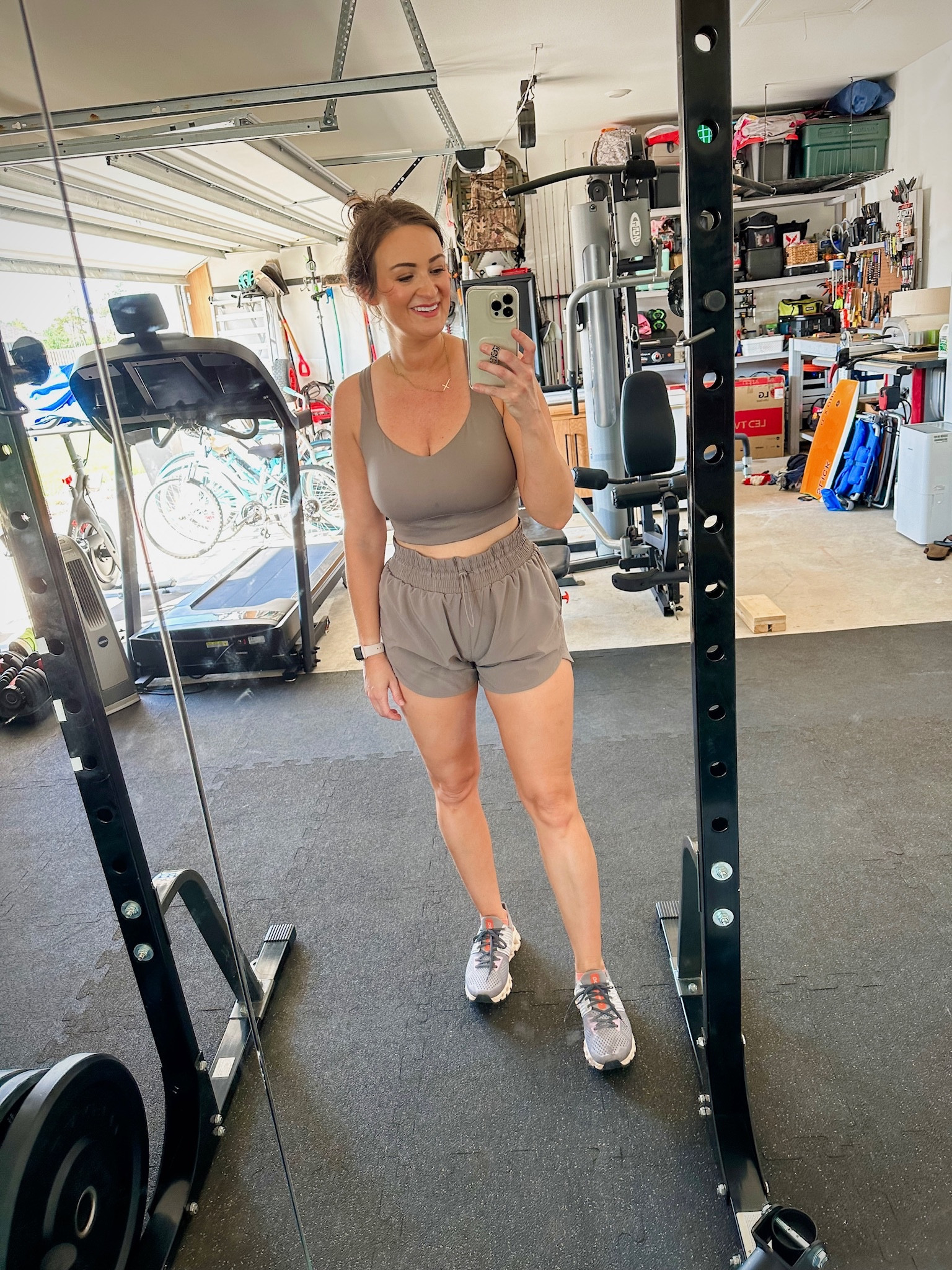 I had to share this matching workout set from Target with you all! These women’s high-rise flex shorts and light support sports bra are not only super comfy but come in this pretty dark brown color - perfect for fall! Bonus: the sports bra is currently on SALE 🎉

#fitness #homegym #targetfinds #athleisure #fwtfl

#LTKsalealert #LTKfindsunder50 #LTKfitness