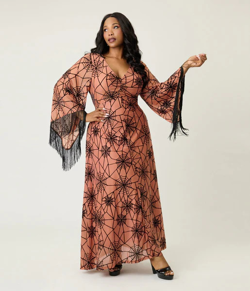 Smak Parlour Plus Size Nude & Black Spiderweb Fringe Sleeve Stevie Maxi Dress | UniqueVintage