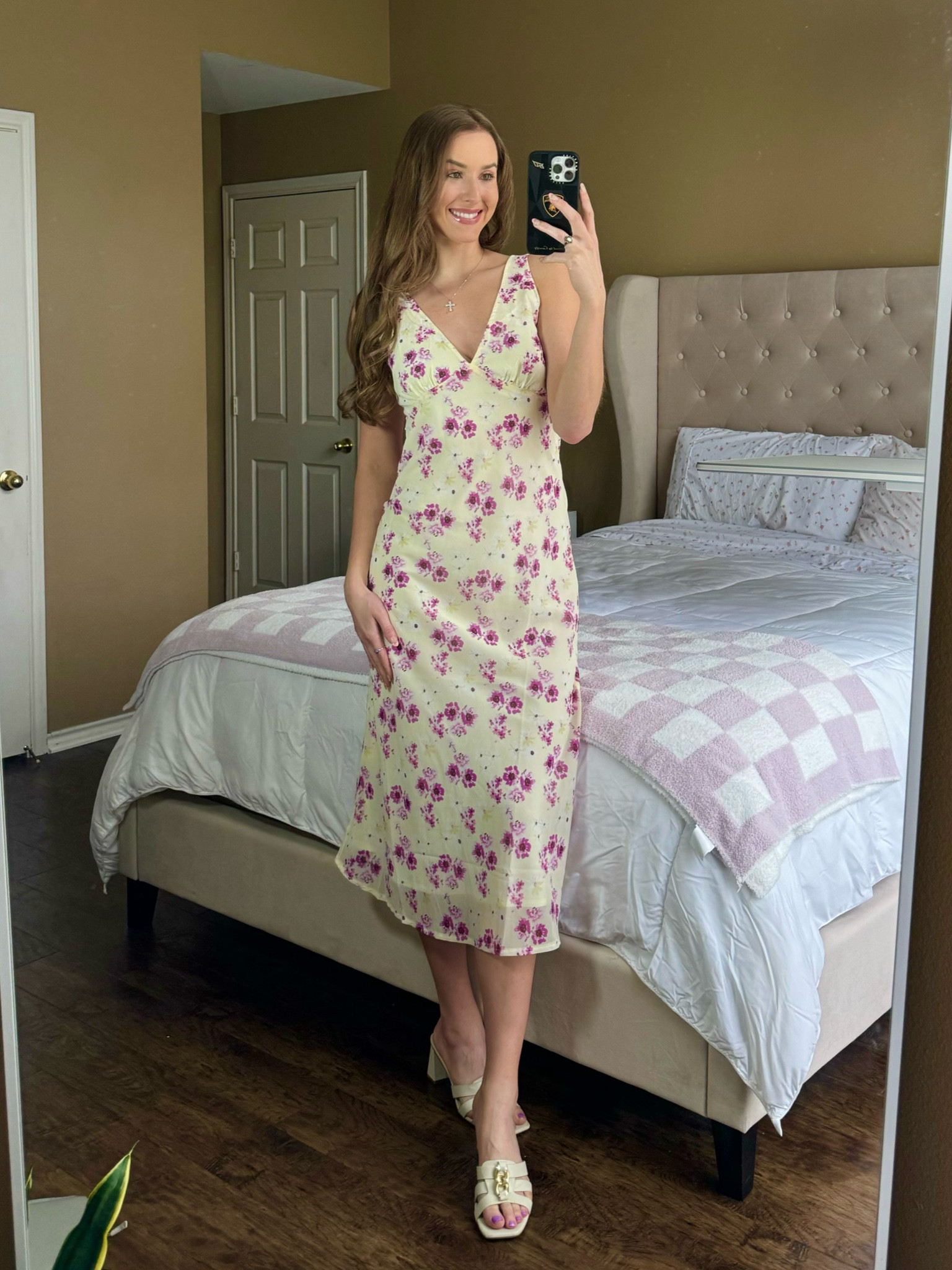 Spring dress. Spring style. Easter dress. Easter Sunday. Spring apparel. Spring. Sundress. Floral dress. Flower dress. Sun dress. Floral print. 

#LTKSeasonal #LTKstyletip