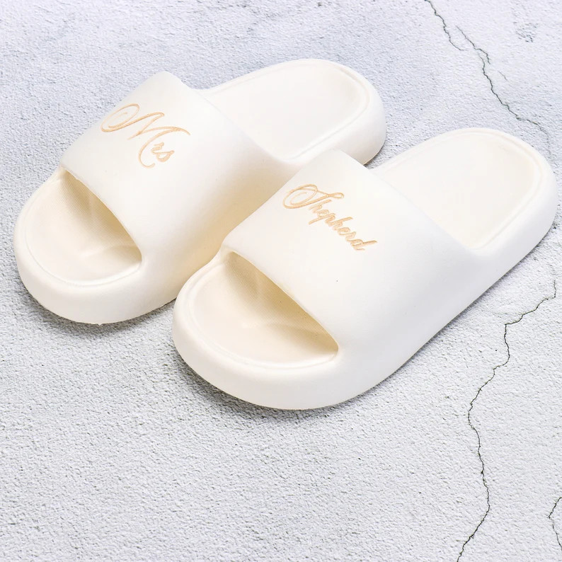 Engraved Groomsmen Personalized Slipper Foam Home Shoes Bridesmaid Bachelorette Hen Party Gift We... | Etsy (US)