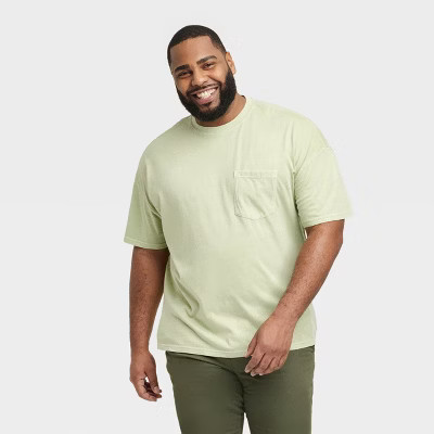 Men's Standard Fit Short Sleeve T-Shirt - Goodfellow & Co™ | Target