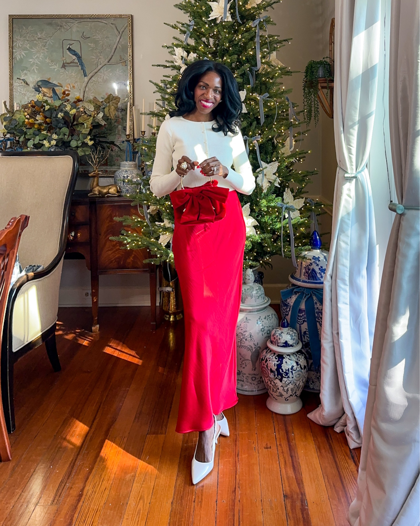 Christmas outfit, Christmas photo outfit, Christmas dress, Christmas tree, red skirt 

#LTKHoliday #LTKStyleTip #LTKSeasonal