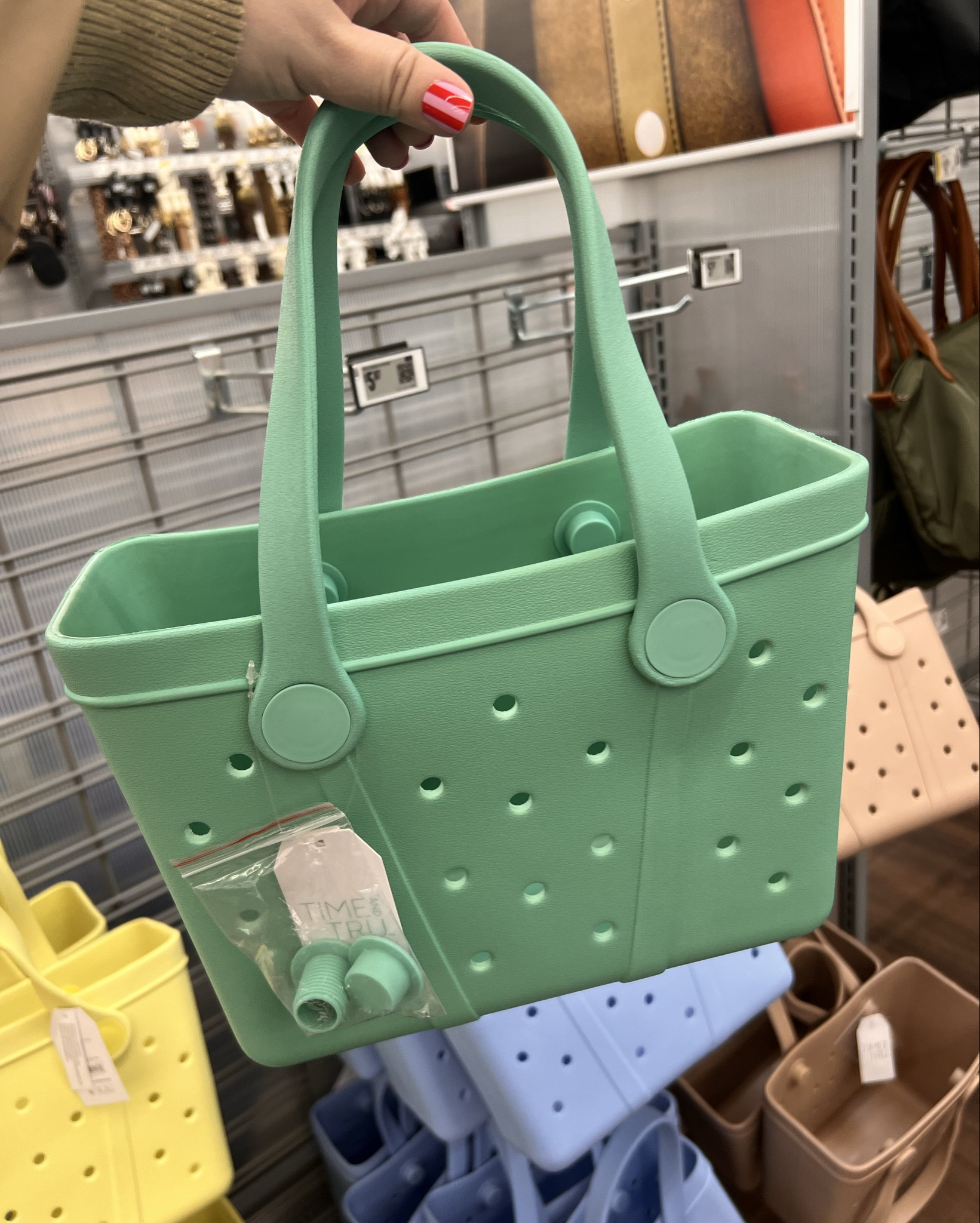 $15 Mini Bogg Bagg Look A Likes!! So many color options for spring 
🩷💚❤️🩵💙🧡💛

#LTKSeasonal