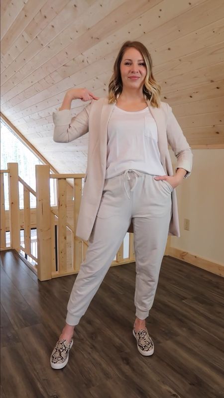 Outfit ideas with white / cream joggers! 5 Spring casual outfits 🤍

joggers, sweatsuit, sweat pants and hoodie set, blazer, sunglasses, sneakers, shacket, neutral outfit, spring fashion, spring outfits, winter fashion, winter outfits, casual outfits, lounge wear

#LTKunder100 #LTKfit #LTKstyletip