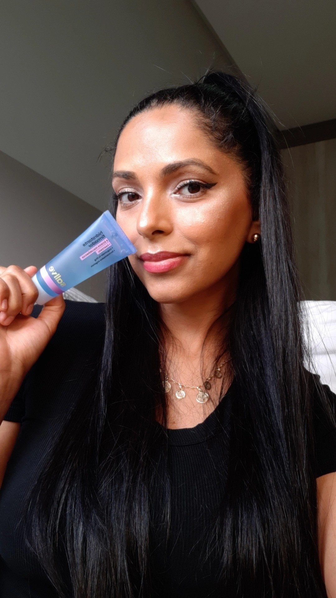 Ácido hialurônico hidratante firmador. Hidratante facial em gel com textura leve e de rápida absorção, ideal para peles mistas e oleosas. Contém Ácido hialurônico e fermentados vegetais na sua fórmula que controlam a oleosidade da pele.#skincare #cuidadoscomapele #autocuidado 

#LTKbeauty #LTKbrasil