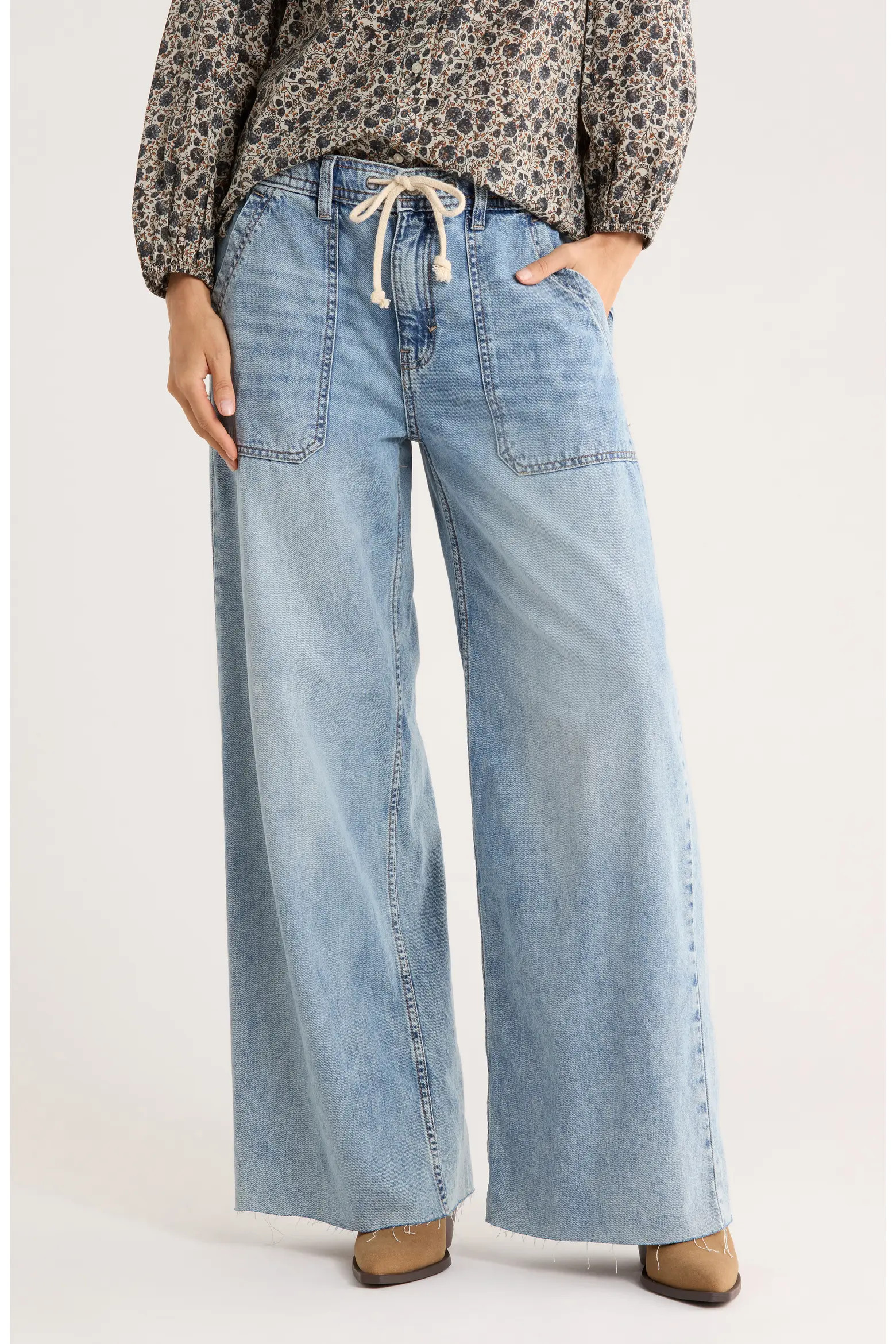 Patch Pocket Raw Hem Wide Leg Pull-On Jeans (Women) | Nordstromrack | Nordstrom Rack