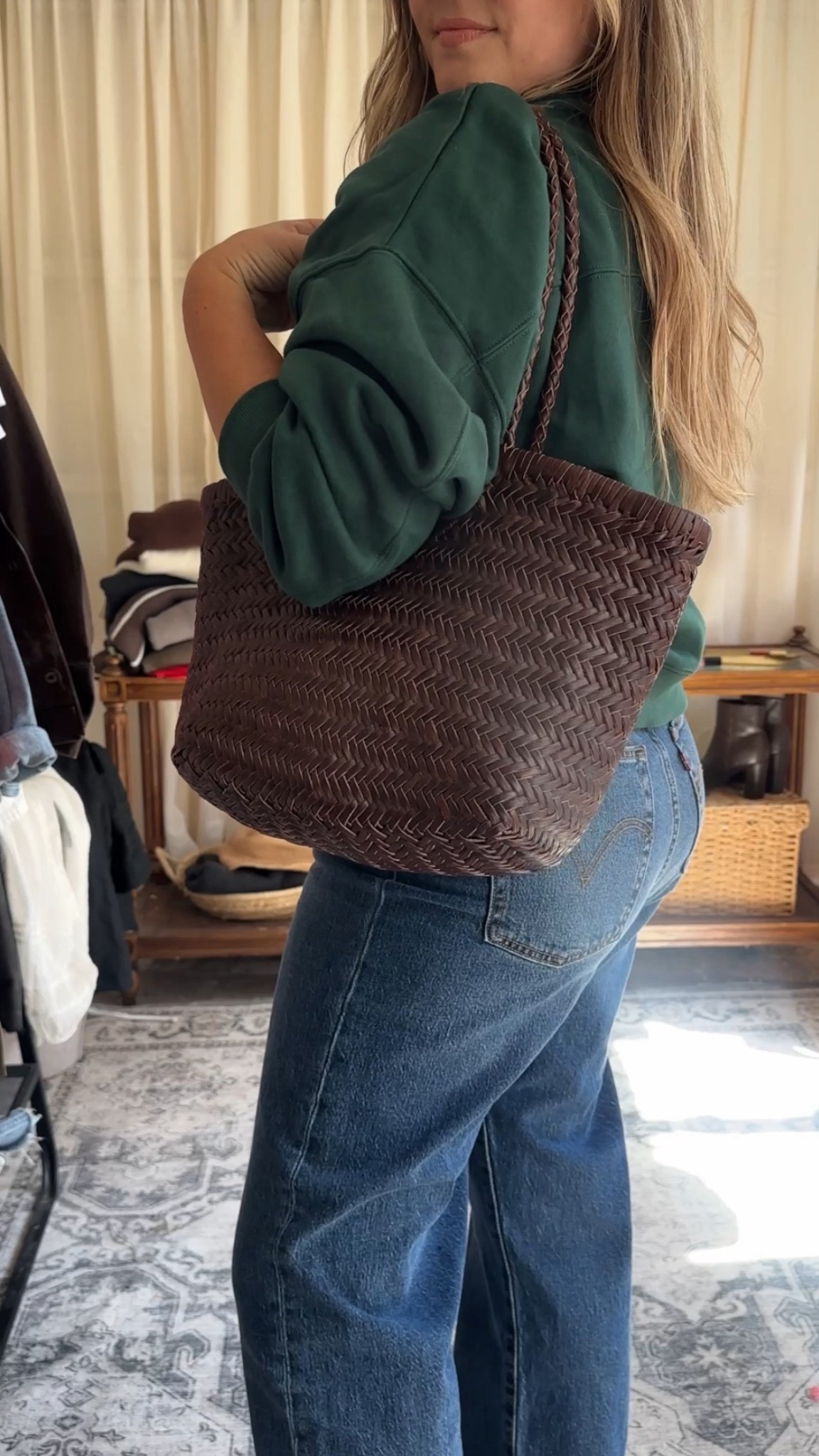 Levis straight ankle jeans with gap sweatshirt is an elite combo for comfort but trying for a cute fall outfit

Woven bag- mine is the number 12 color in size large 

Fall bag
Fall tote
Velvet flats
Madewell bag

#LTKItBag #LTKxMadewell #LTKPetite