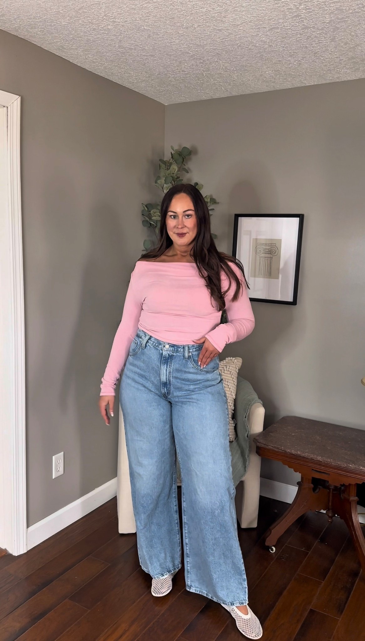 Amazon top - large
Levi’s cinch baggy jean - 33 long

valentines day outfit
Date night outfits
Amazon style
Amazon fashion
Casual outfitss

#LTKootd #LTKFindsUnder50 #LTKTall