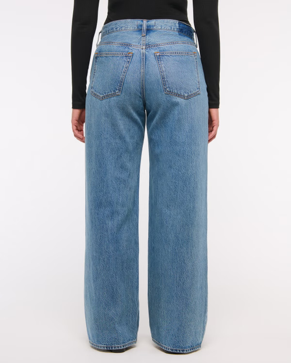 Curve Love Low Rise Ultra Loose Jean | Abercrombie & Fitch (US)