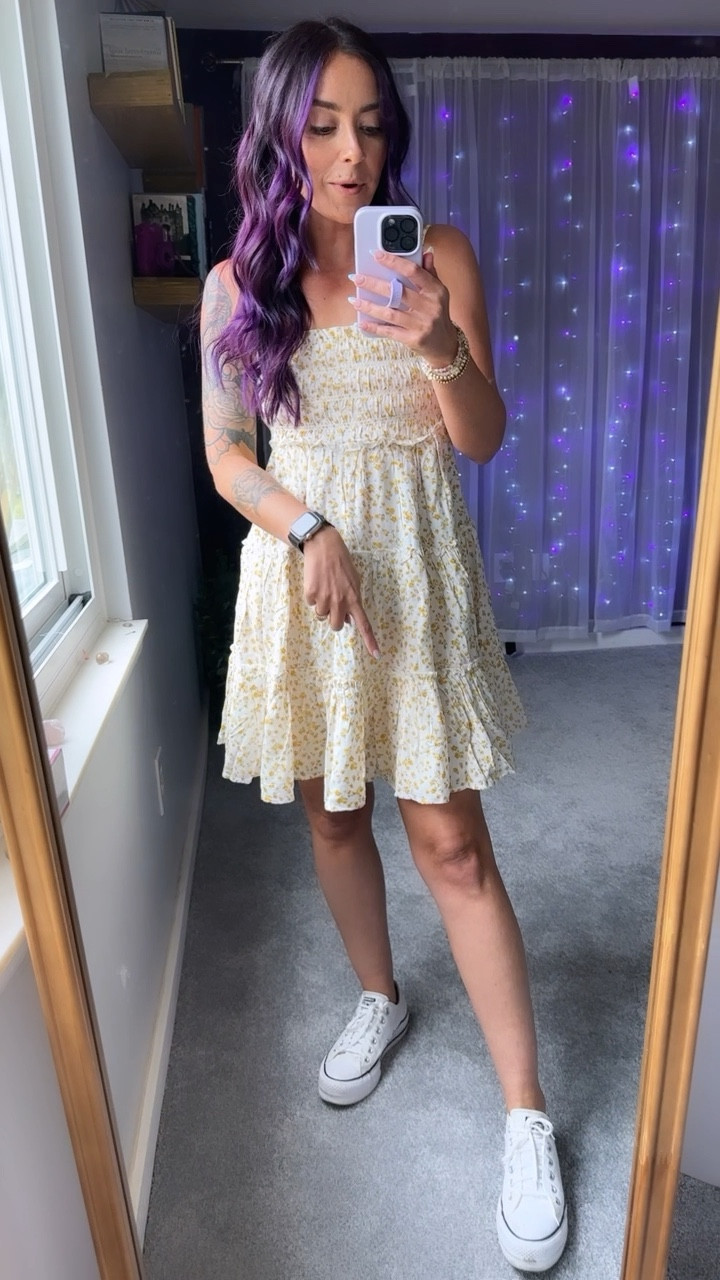 Golden fields. 

Loving this flowy floral dress

#LTKfit #LTKsalealert