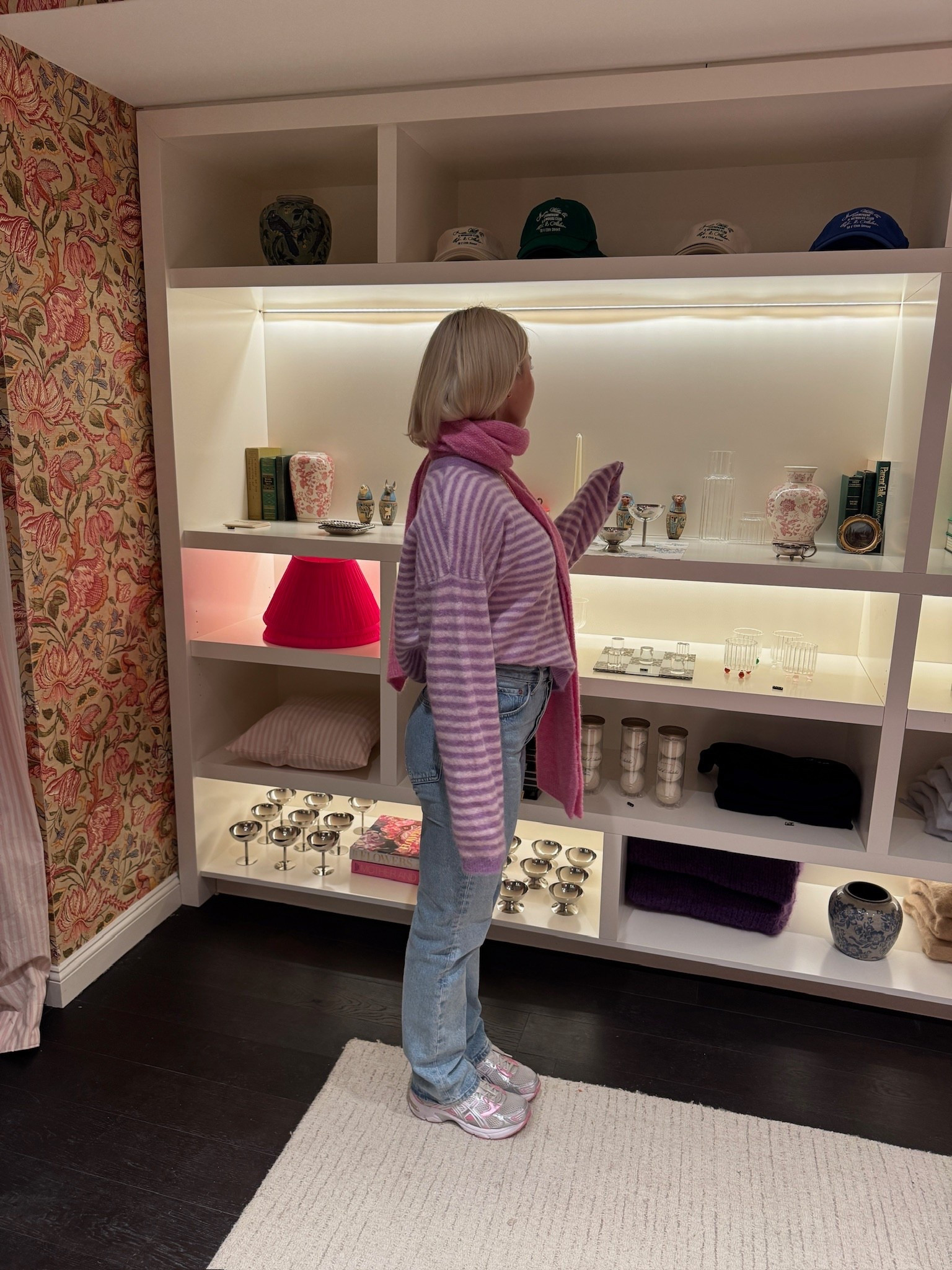 shopping in some fun colors! 

valentine’s day, dad sneakers, agolde, vintage, y2k, stripes, monochrome

#LTKdayinmylife #LTKValentine #LTKgrwm