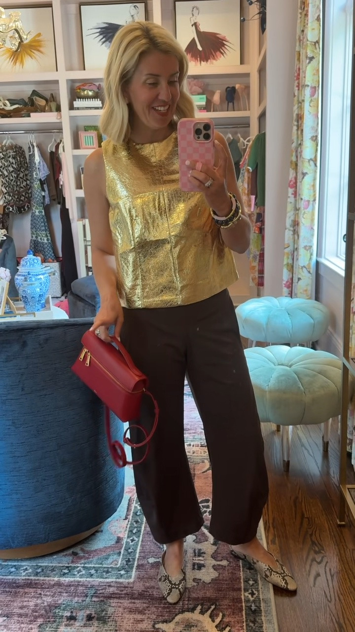The Ruti pants are so worth the splurge and this gold top!!! 

Top - xs 
Pants  - 4P
Shoes - 7.5

*Code BYE50 at Allie + Bess