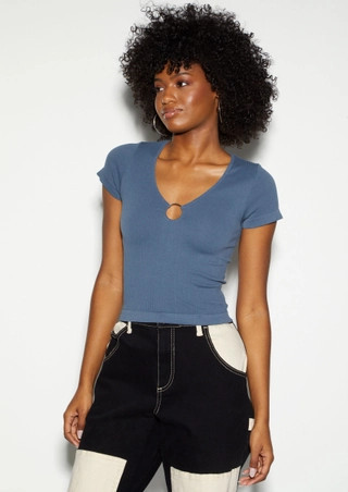 Navy Seamless O Ring Tee | rue21