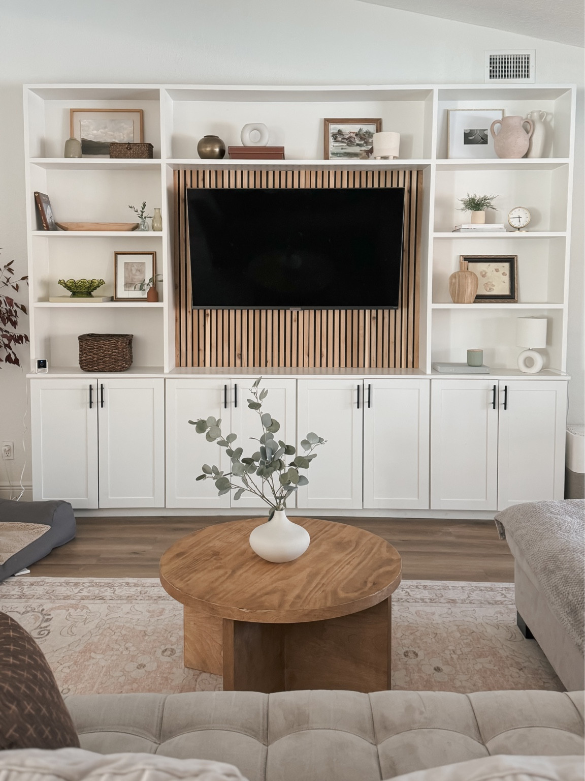 Living room shelf styling



#LTKMostLoved #LTKstyletip #LTKhome