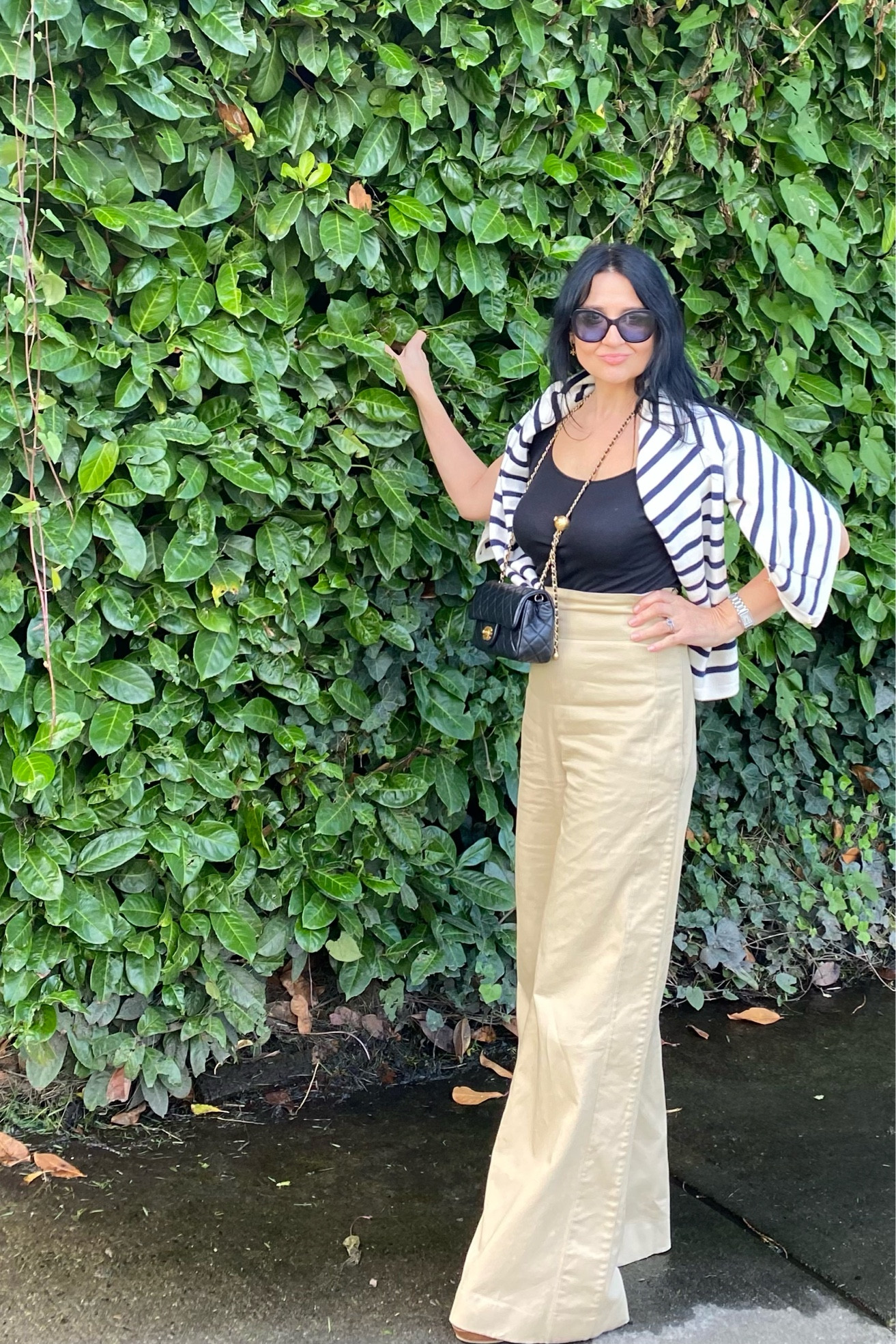 Fall outfit, stripped blazer, wide pants, street style.

#LTKworkwear #LTKSeasonal #LTKitbag