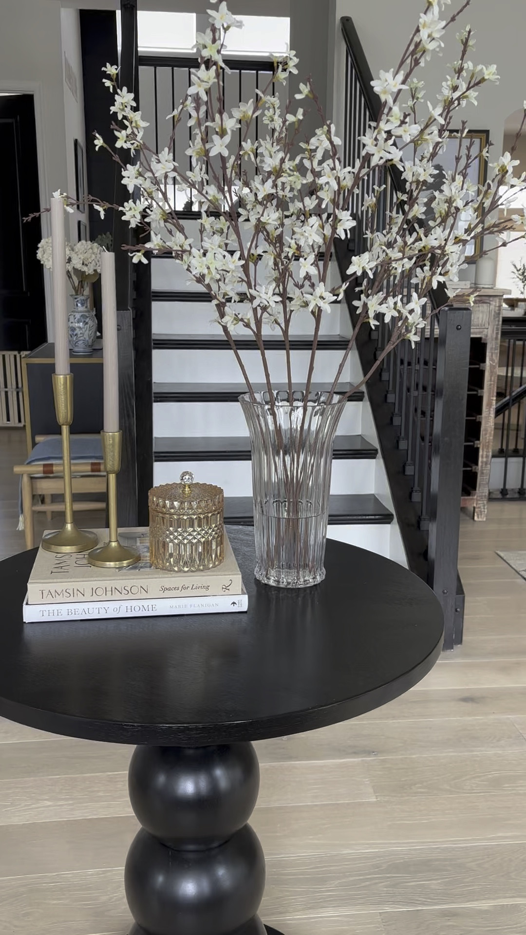 Studio McGee, Hearth and Hand, Target, Spring decor, coffee table books, ribbed vase, long stems, spring stems, entryway, entryway table, foyer decor, home decor

#LTKhome #LTKSpringSale #LTKfindsunder100