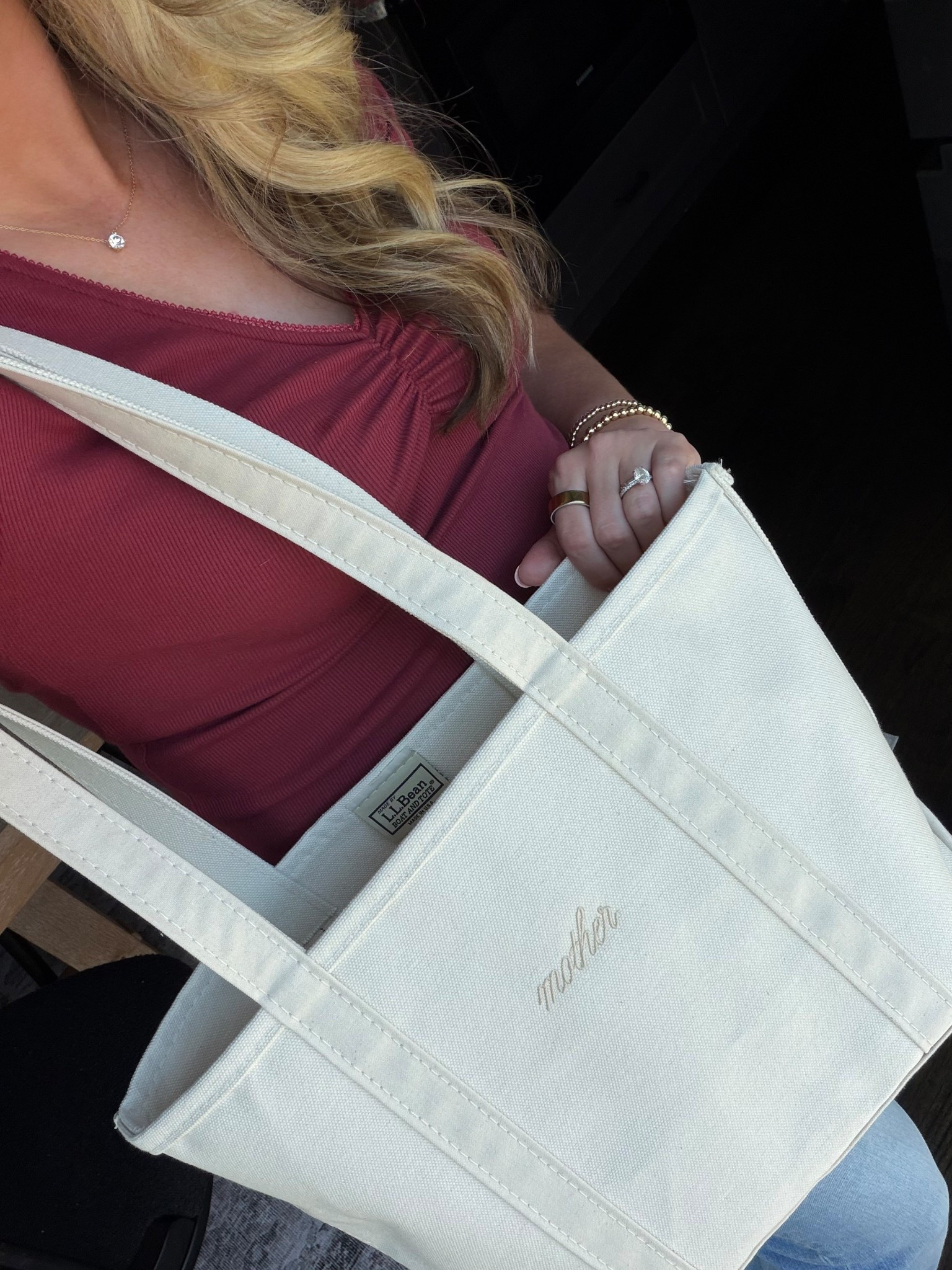 A Mother’s Day gift that she’ll use year round ☀️🌻⛵️

LL Bean Boat & Tote, Open Top
Size: Medium with long handles
Color: Natural with natural thread color
Font: Thin script 



#LTKMothersDay #LTKmomlife #LTKSaleAlert