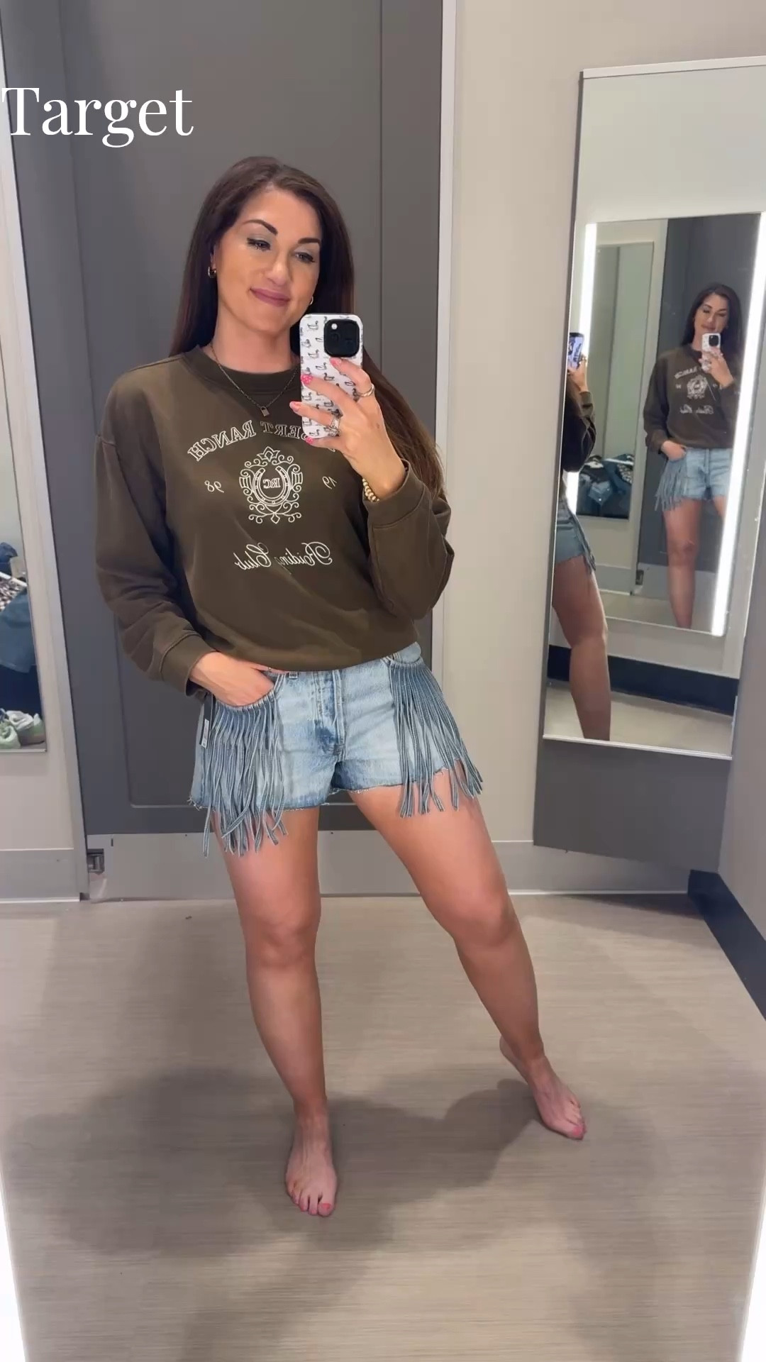 New fringe shorts at Target 🤎💋perfect to pair with the g
Fringe jacket for a concert. 