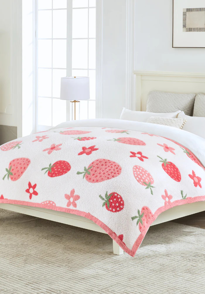 Strawberry + Daisy Buttery Blanket- Full Size- Pre order July 16 | The Styled Collection