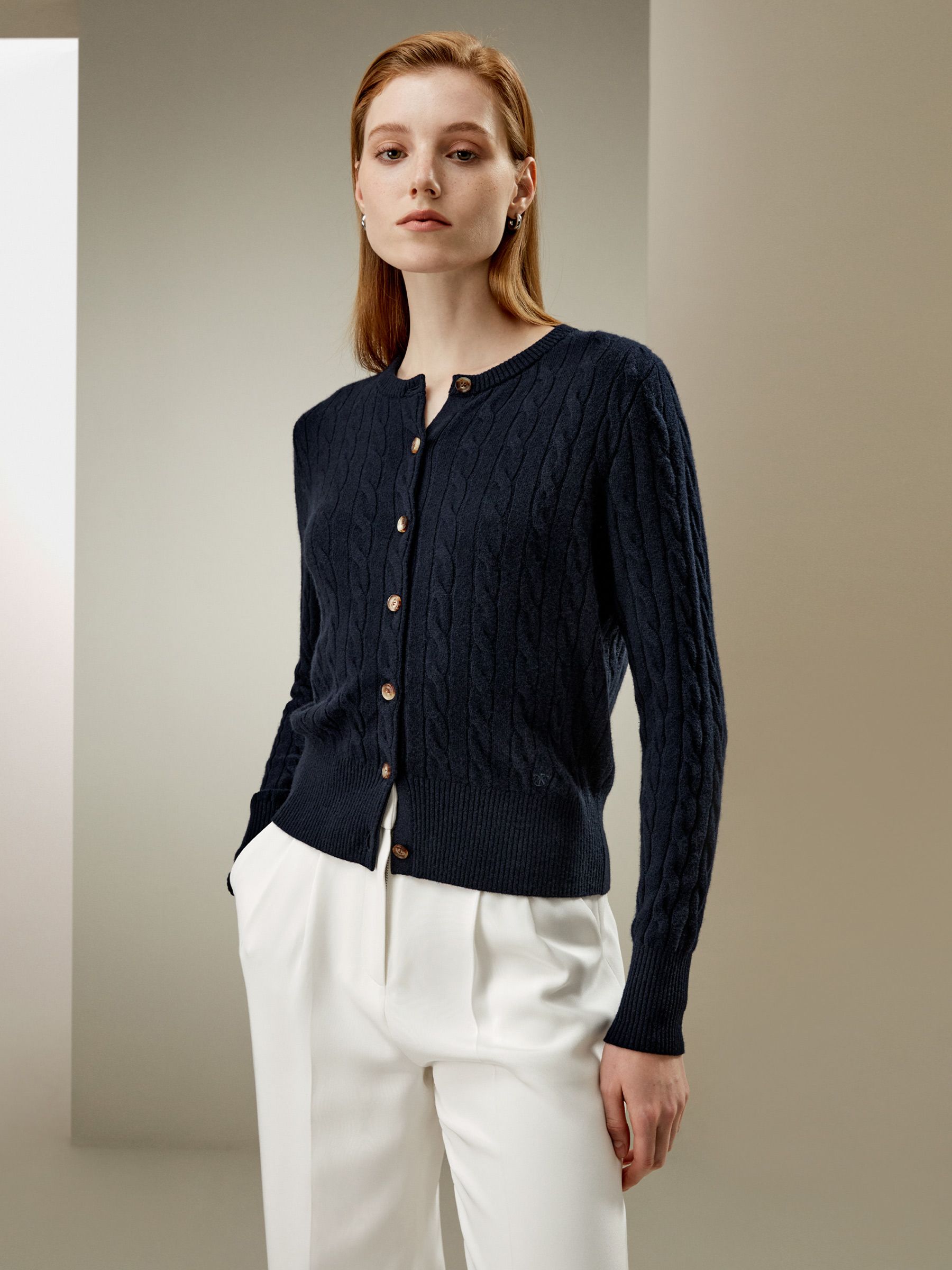 Cable-Knit Cashmere Crewneck Cardigan | LilySilk