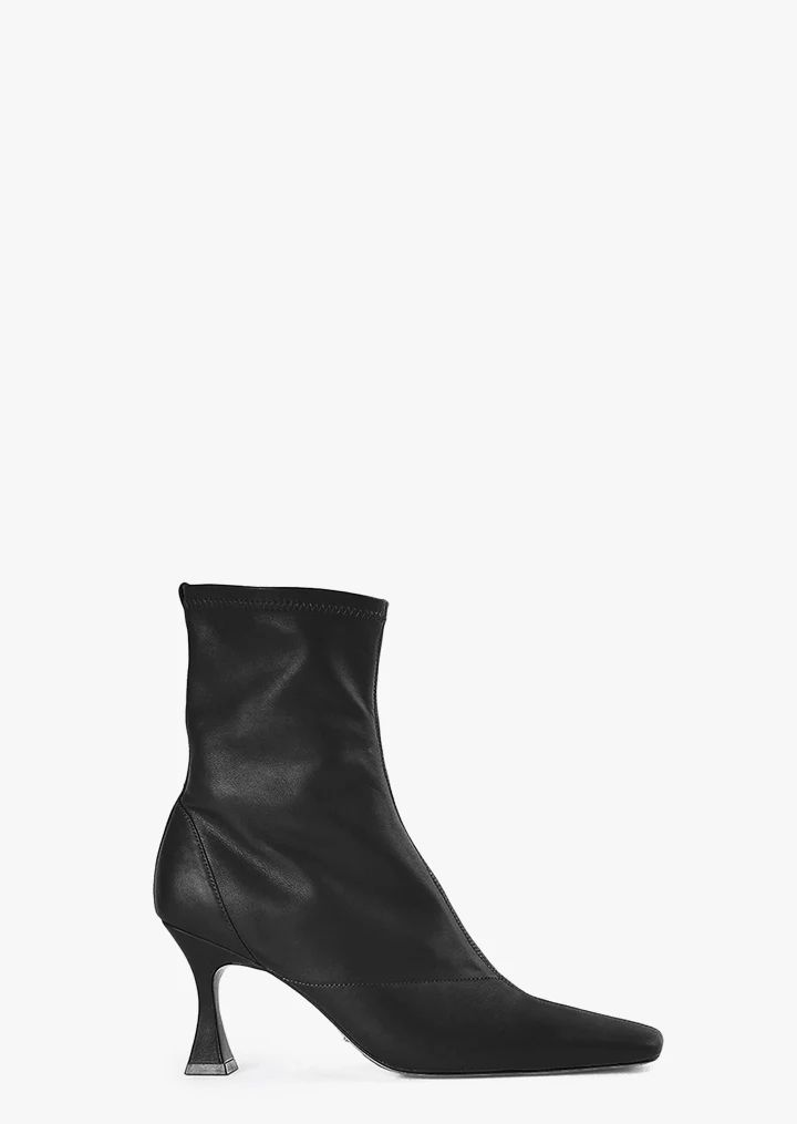 Fomo Black Venice Ankle Boots | Tony Bianco US