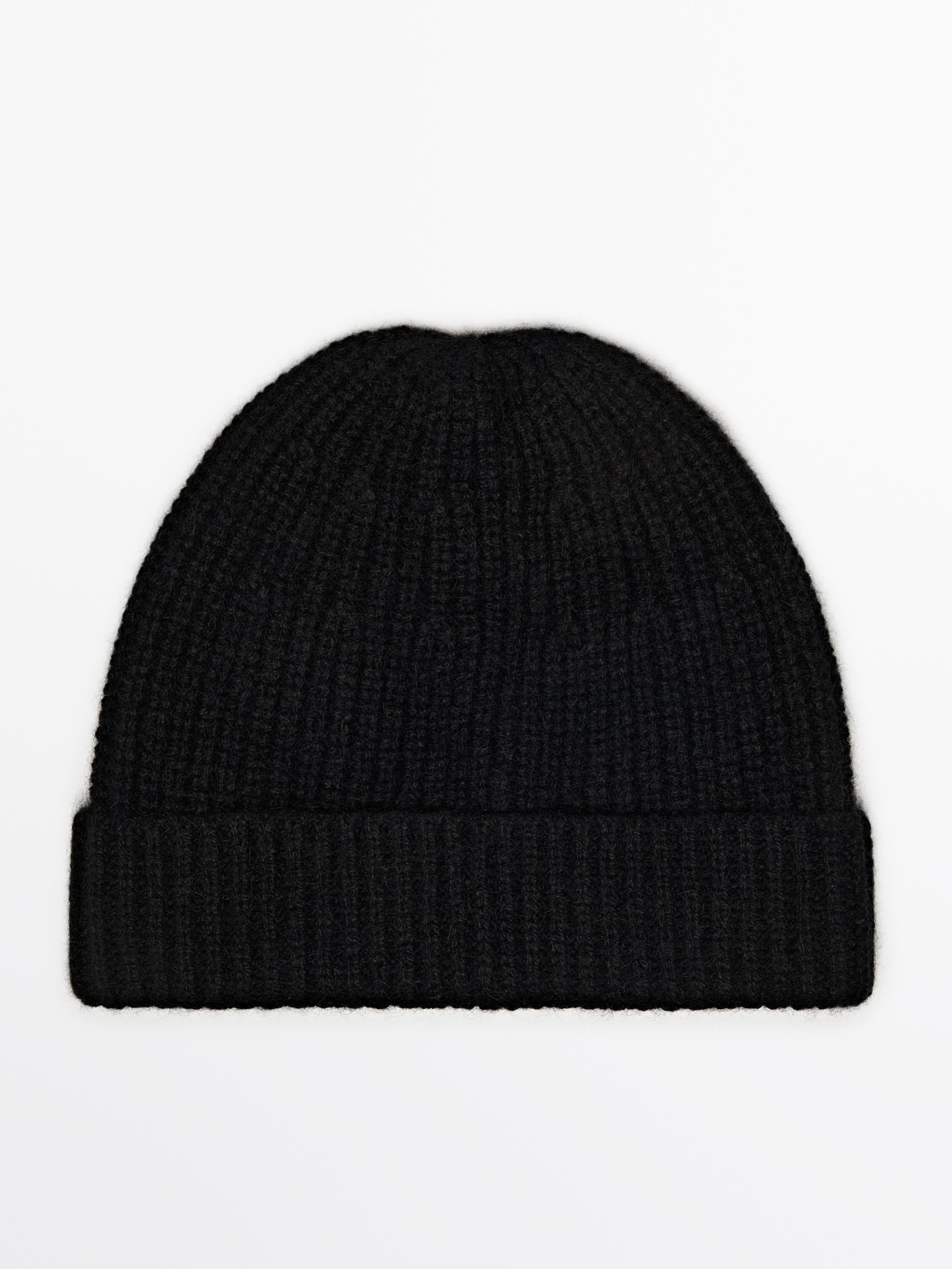 Ribbed 100% cashmere beanie | Massimo Dutti US