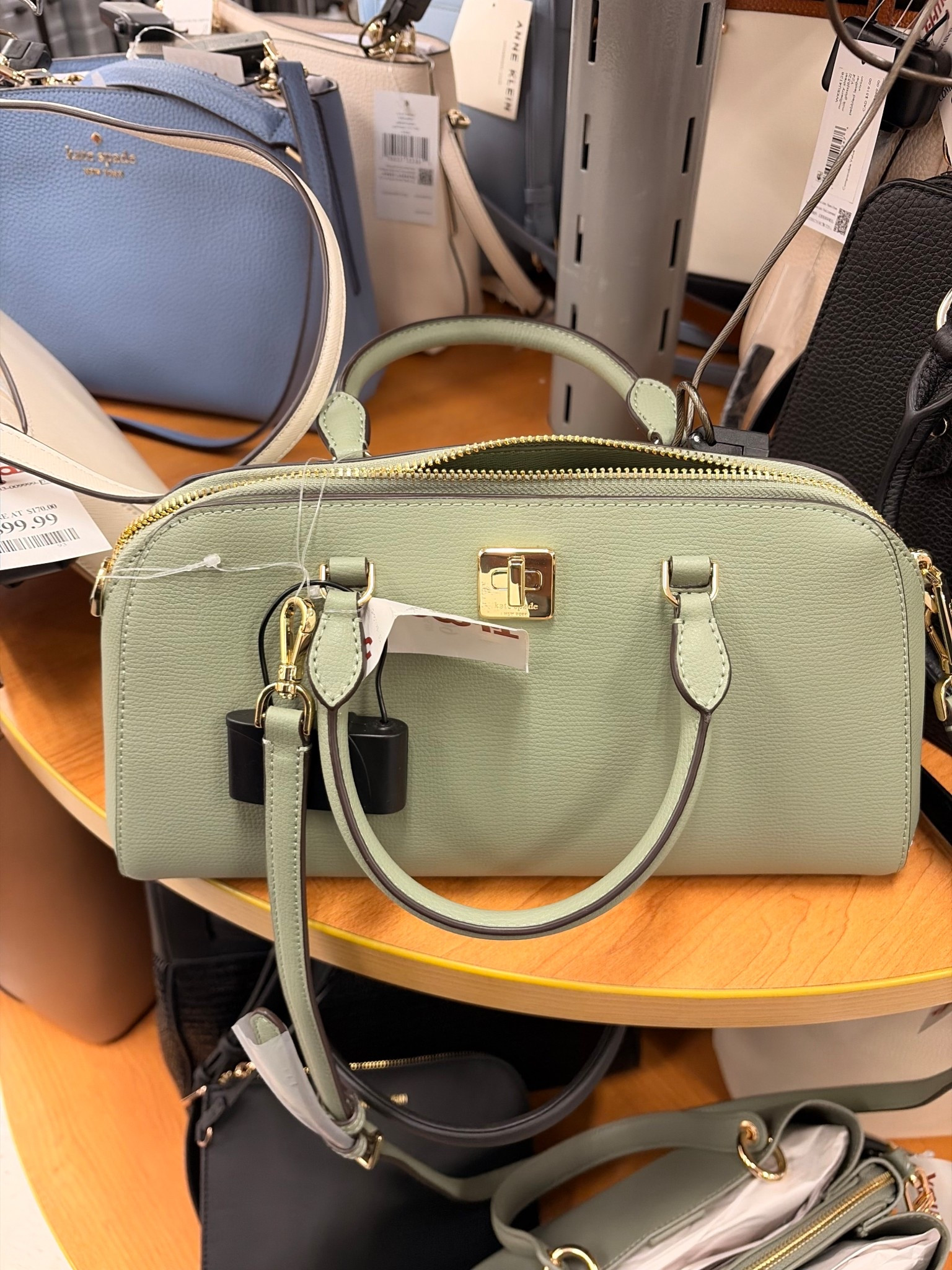 Kate Spade handbag @TJ Maxx 
Kate Spade is having a sale and linked some plus more!






#LTKWorkwear #LTKSaleAlert #LTKMothersDay