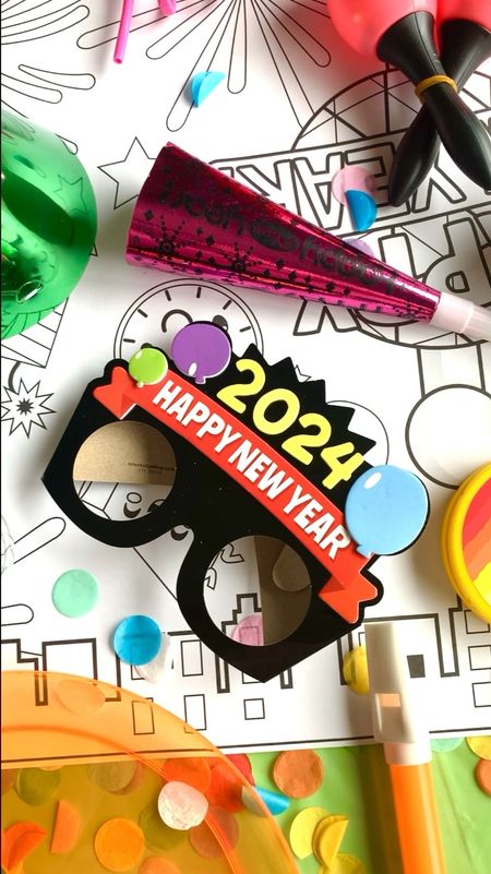 Celebrate Noon Year's Eve with your kids in style with fun and festive party supplies from @orientaltrading! From sparkling decorations to noisemakers and favors, they have everything you need to create a memorable celebration for your little ones. Shop the LTK link in my bio! Use code YAY for free shipping 🎉
