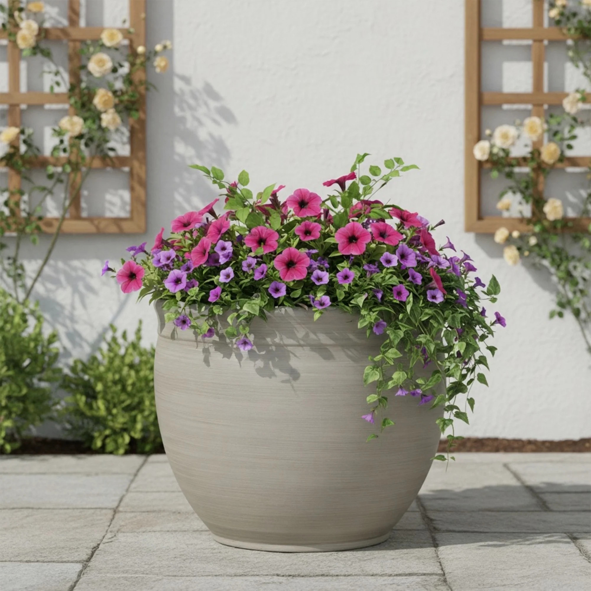 Mainstays 15.5in Resin Planter, Birch Grey | Walmart (CA)