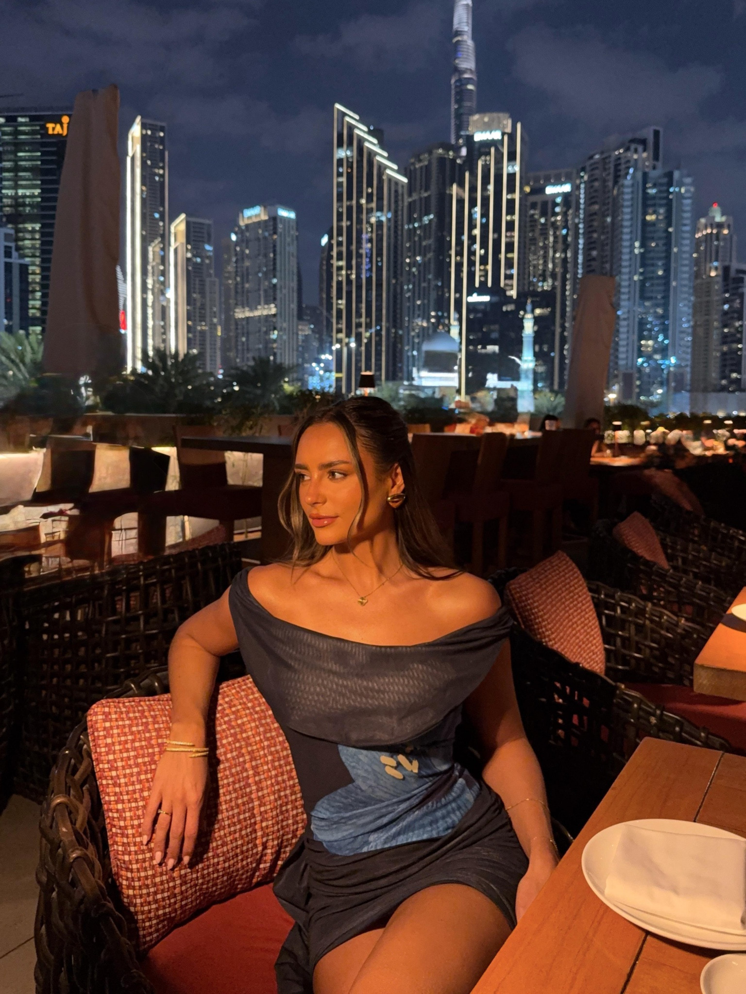 Dinner with a view 🌃

#LTKuk #LTKtravel #LTKdatenight