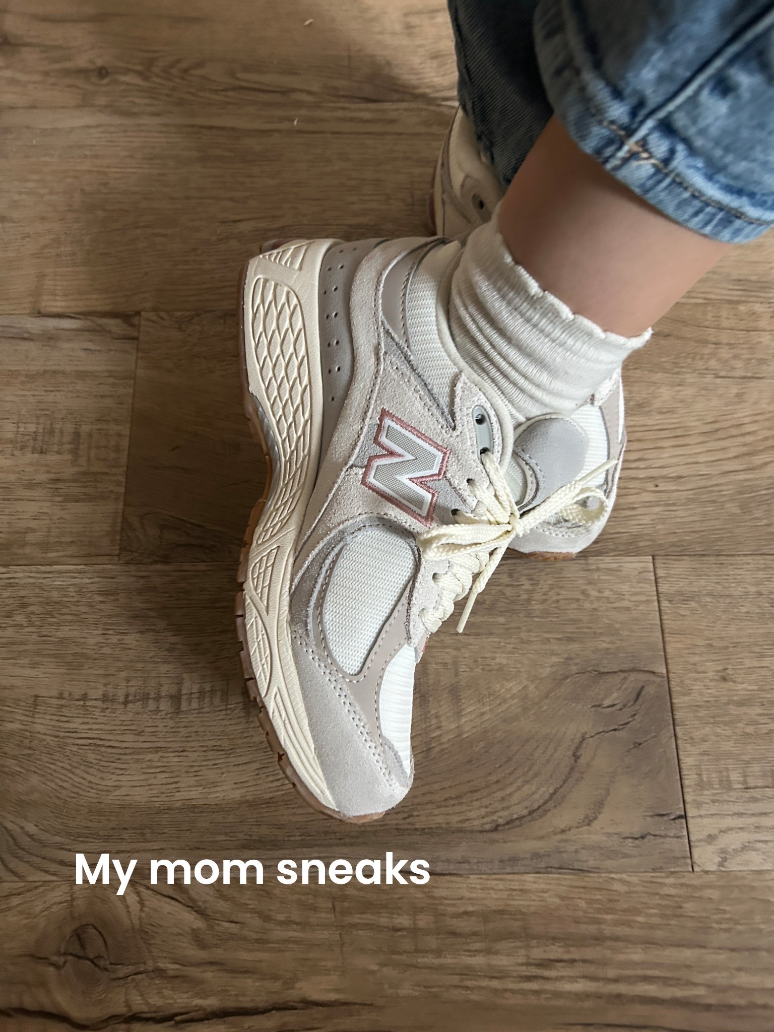 Couldn’t find the exact ones so I linked the ones I also would have bought if they were available in my size!

#LTKgrwm #LTKdayinmylife #LTKootd