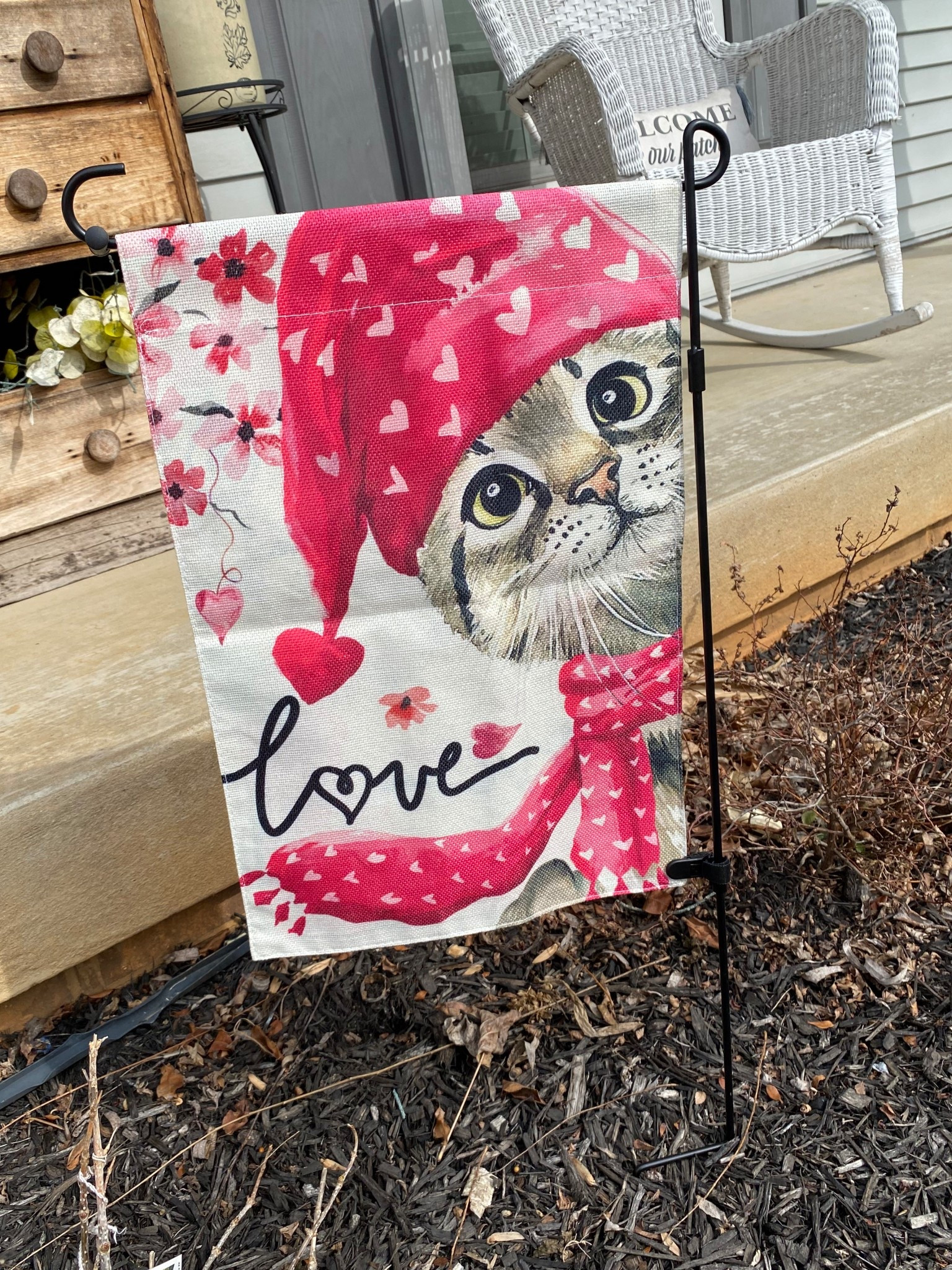 Cutest garden flag for February!! 💕💘💌💜😻

#LTKHome #LTKSeasonal #LTKValentine