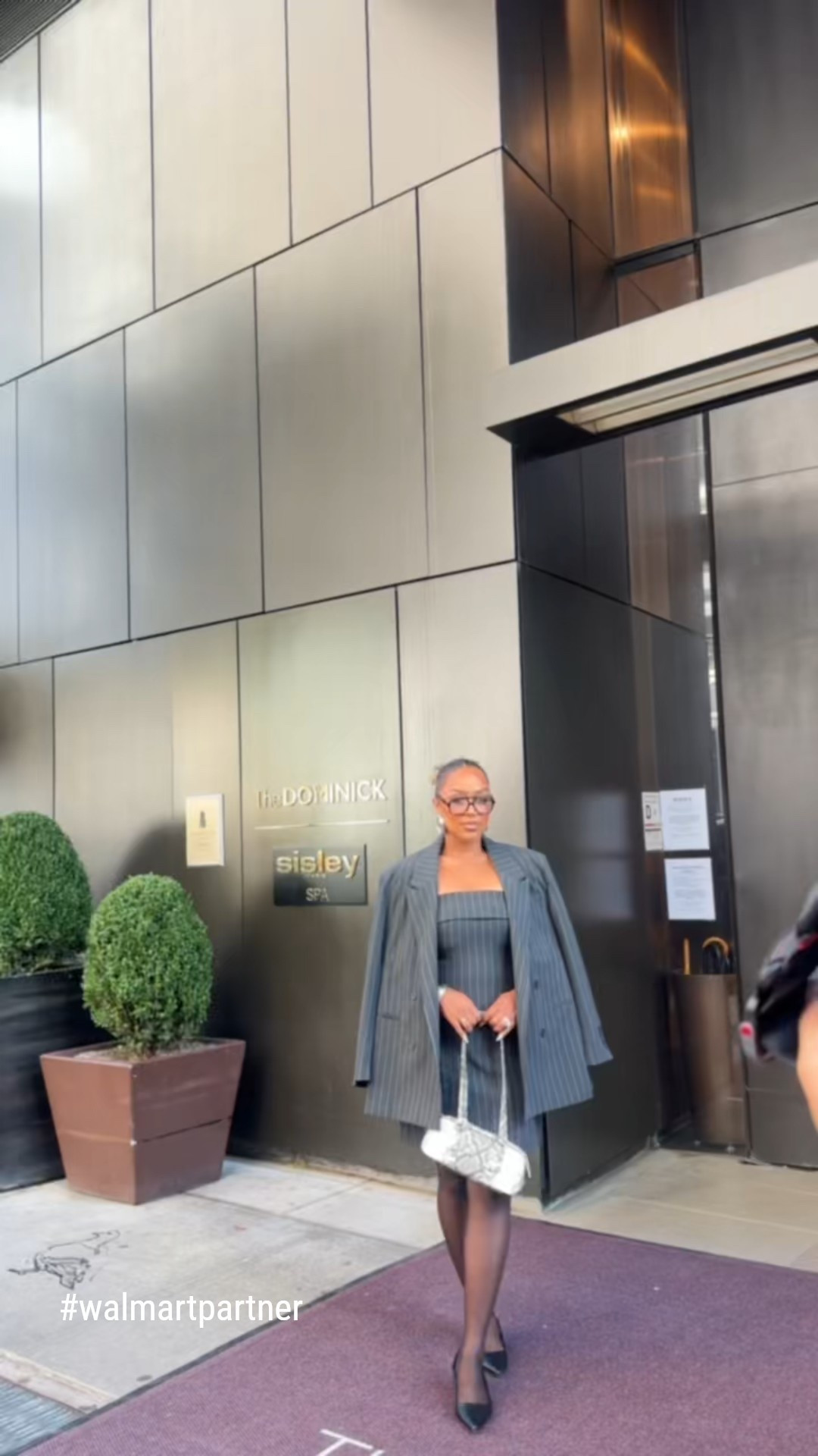 #walmartpartner Serving NYFW looks with @walmartfashion @brandonmaxwell