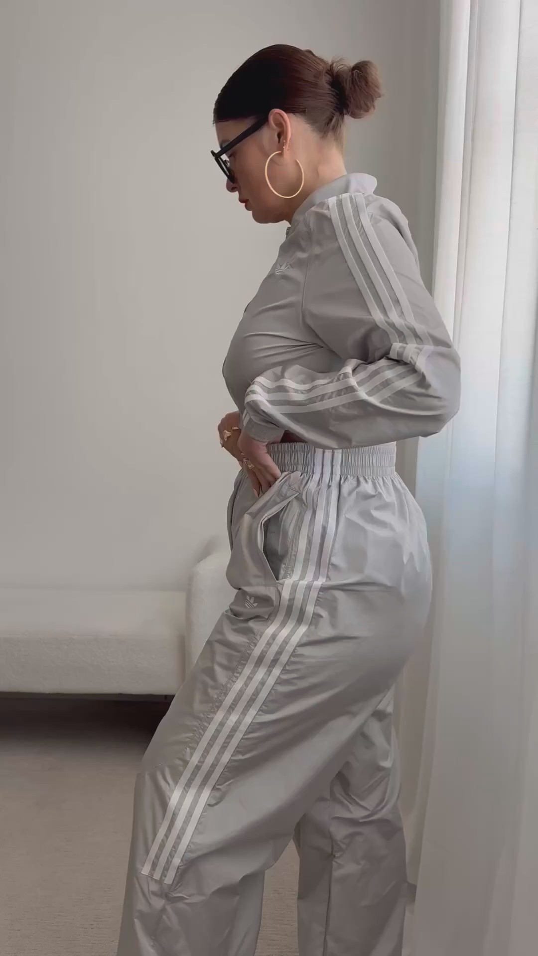 Sneakers are fully in stock and linked similars for the tracksuit!