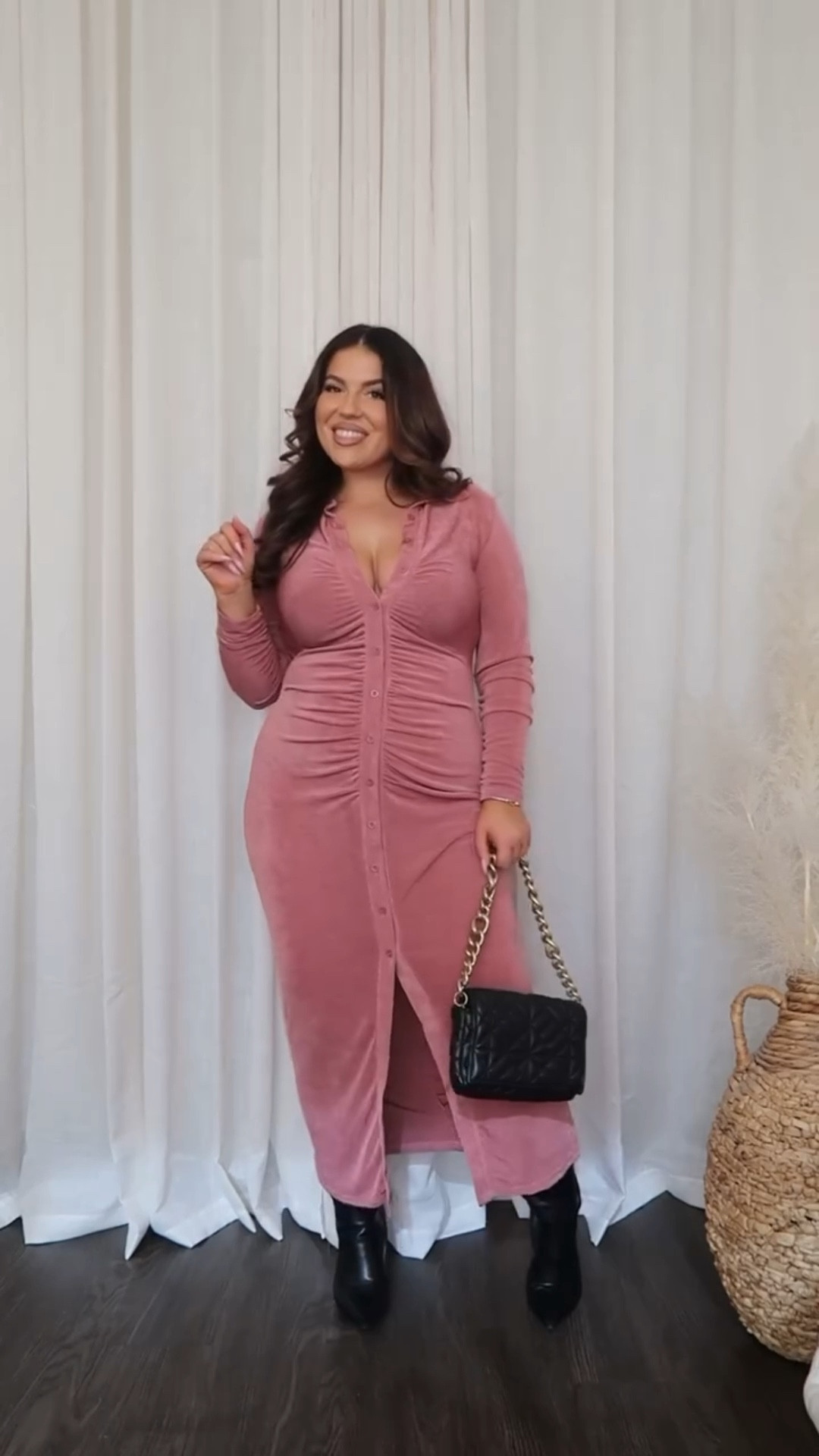 Versatile Amazon Tummy-Flattering Dress! Wearing an XL (typically a L, but I could've sized down to a M- so very stretchy and runs big! would fit my plus-size babes!) Comes in 12 colors, perfect winter outfit for date night, brunch, baby/bridal showers! 💖

#LTKPlusSize #LTKMidsize #LTKFindsUnder50