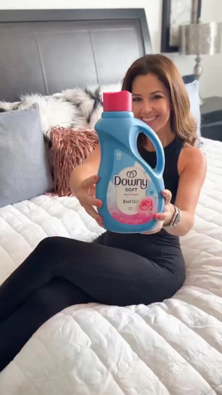 Fresh sheets just hit different especially with @downy 

This is the step I never skip if I want that clean, cozy feeling to actually last all week. There’s nothing better than making the bed and climbing in when everything smells this fresh 

You can shop now via the link in my bio!
 #DownyPartner #StartEveryDayFresh #ad #laundry #freshsheets

#LTKdayinmylife #LTKHome #LTKmorningroutine