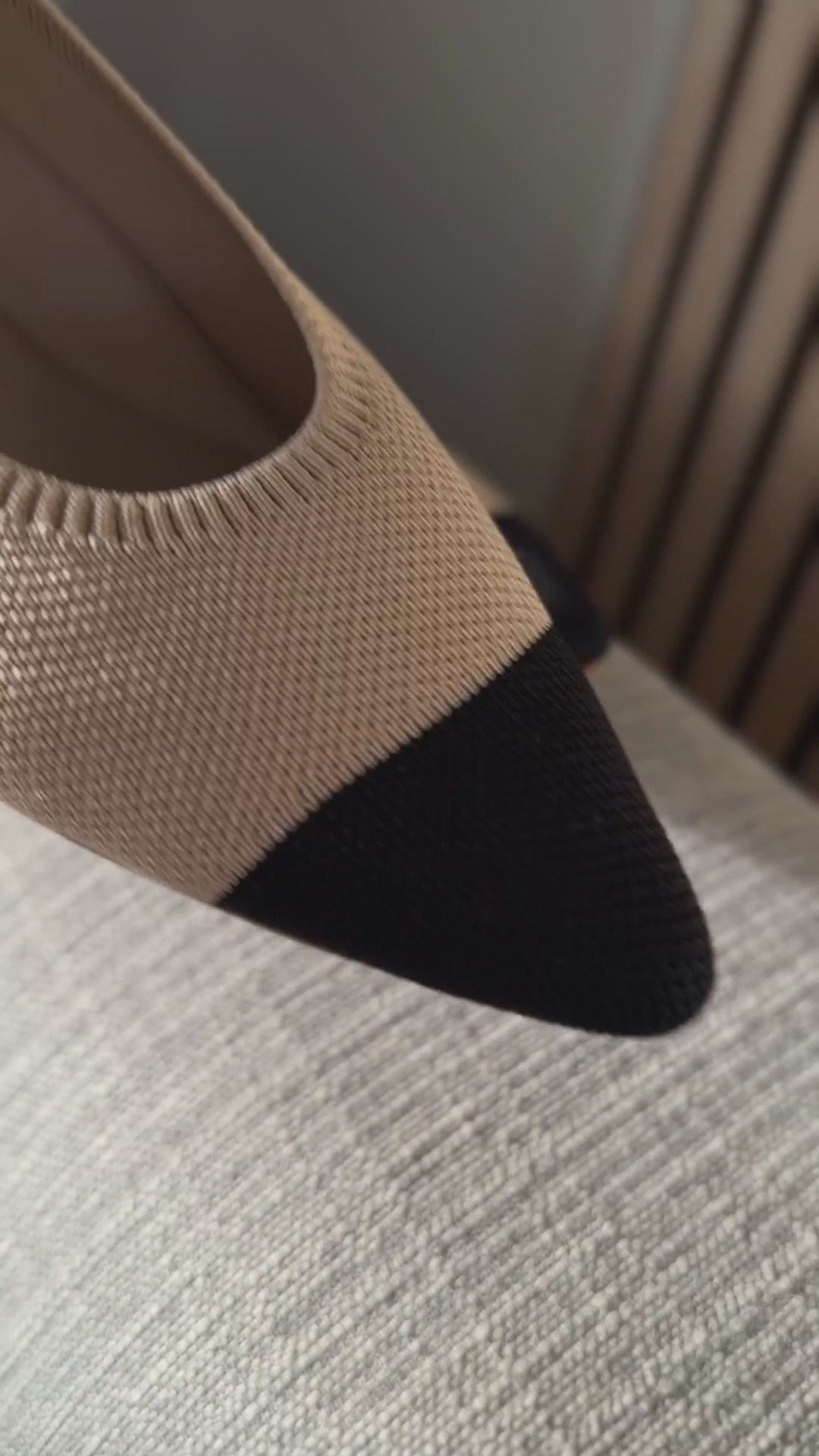 Pointy flats Chanel inspired 
True to size



#LTKFindsUnder100 #LTKOver40 #LTKSaleAlert